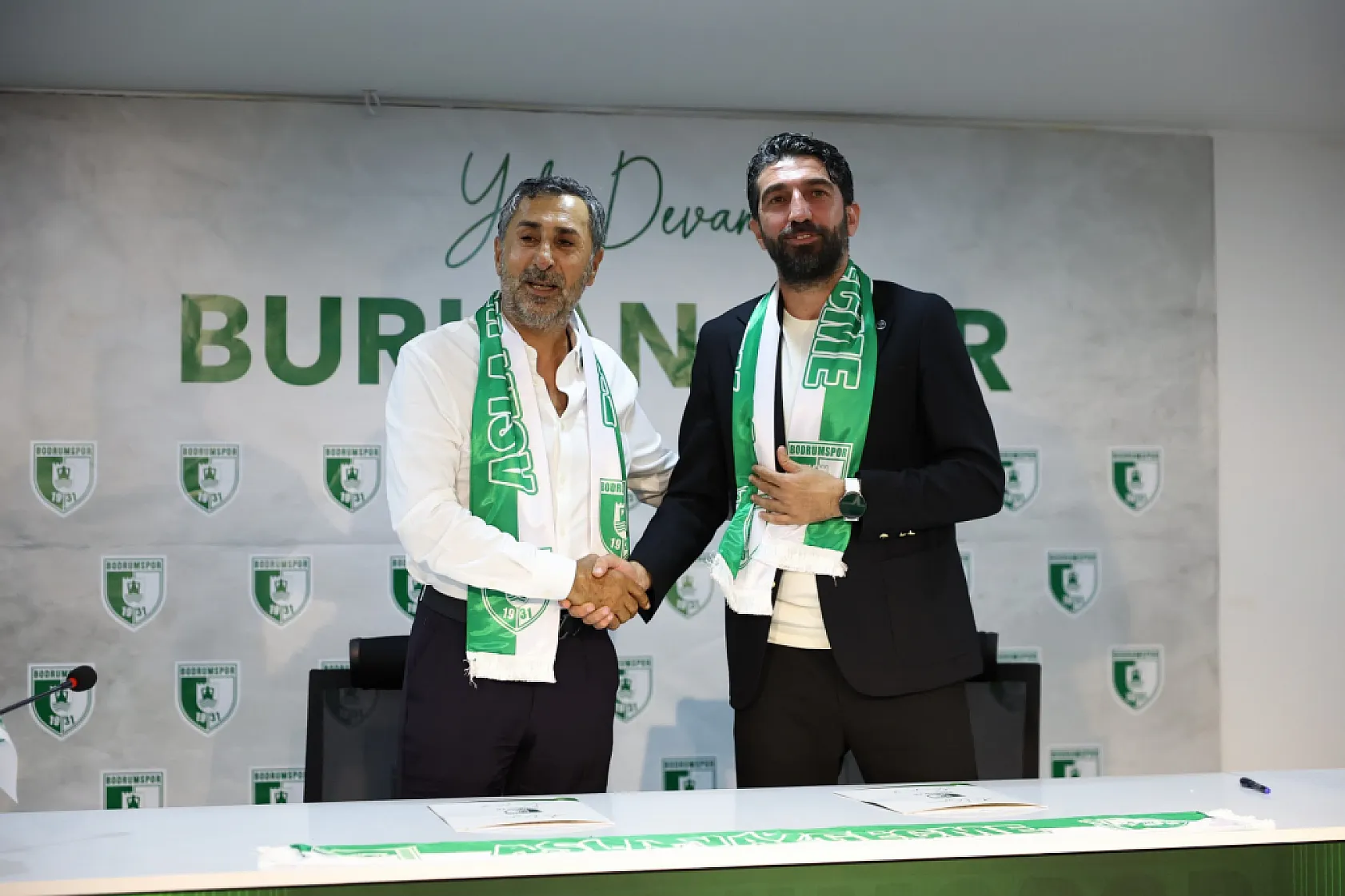Bodrum FK, Burhan Eşer ile yola devam kararı aldı