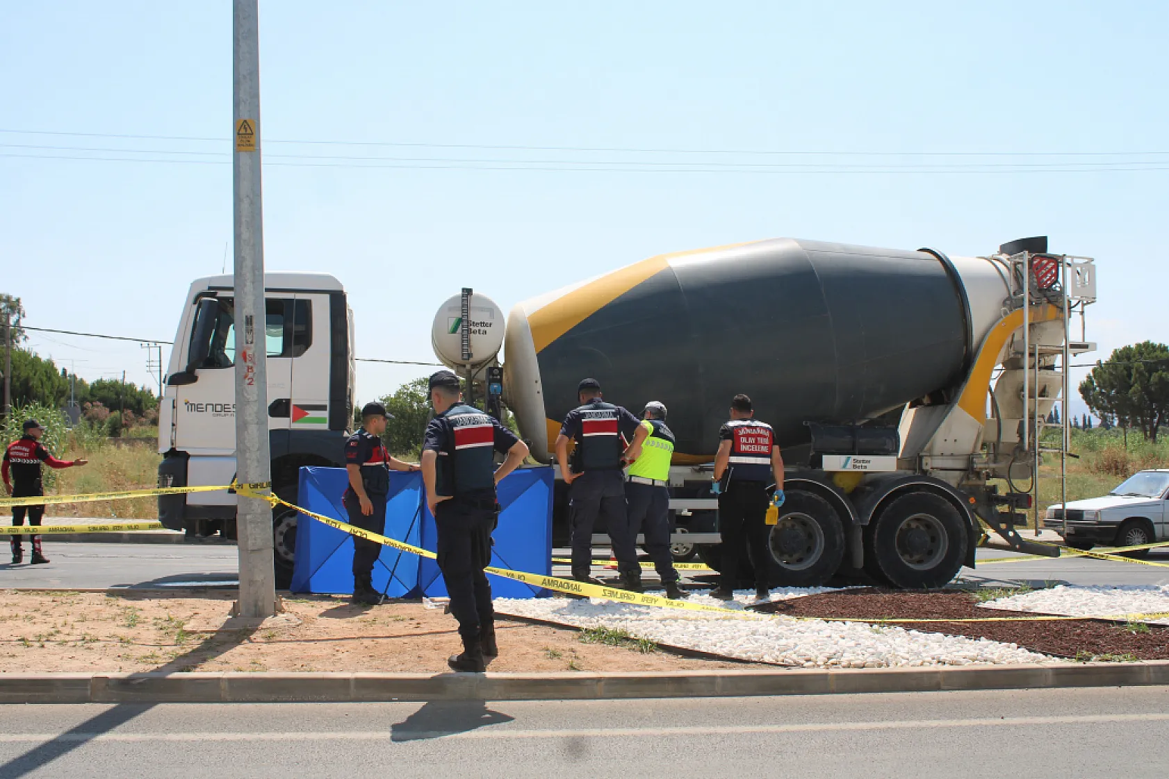 Beton mikserinin altında kalan yaşlı kadın hayatını kaybetti