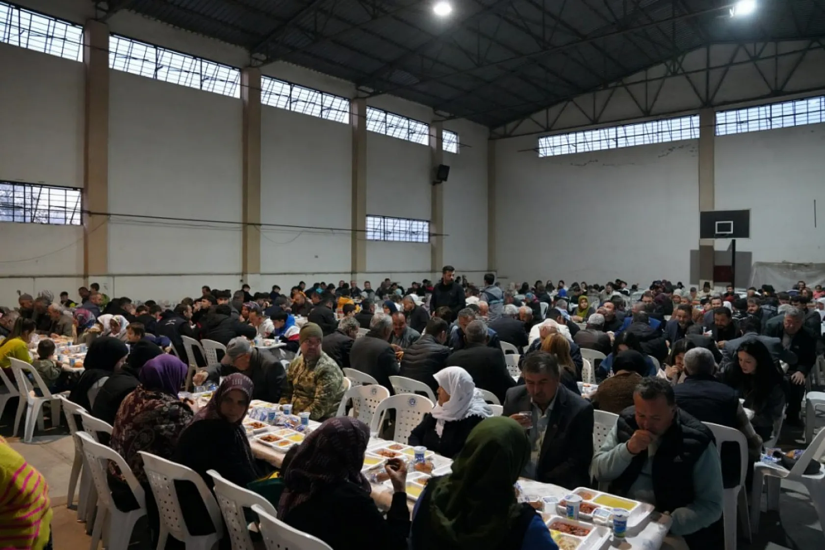 Başkan Akdenizli: 'Ramazan Birlik ve Dayanışmanın En Güzel Zamanıdır'