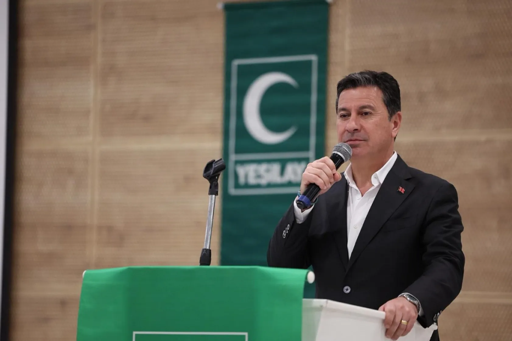 Başkan Aras: 'Ata mirası kurumlarımıza sahip çıkmamız gerekir'