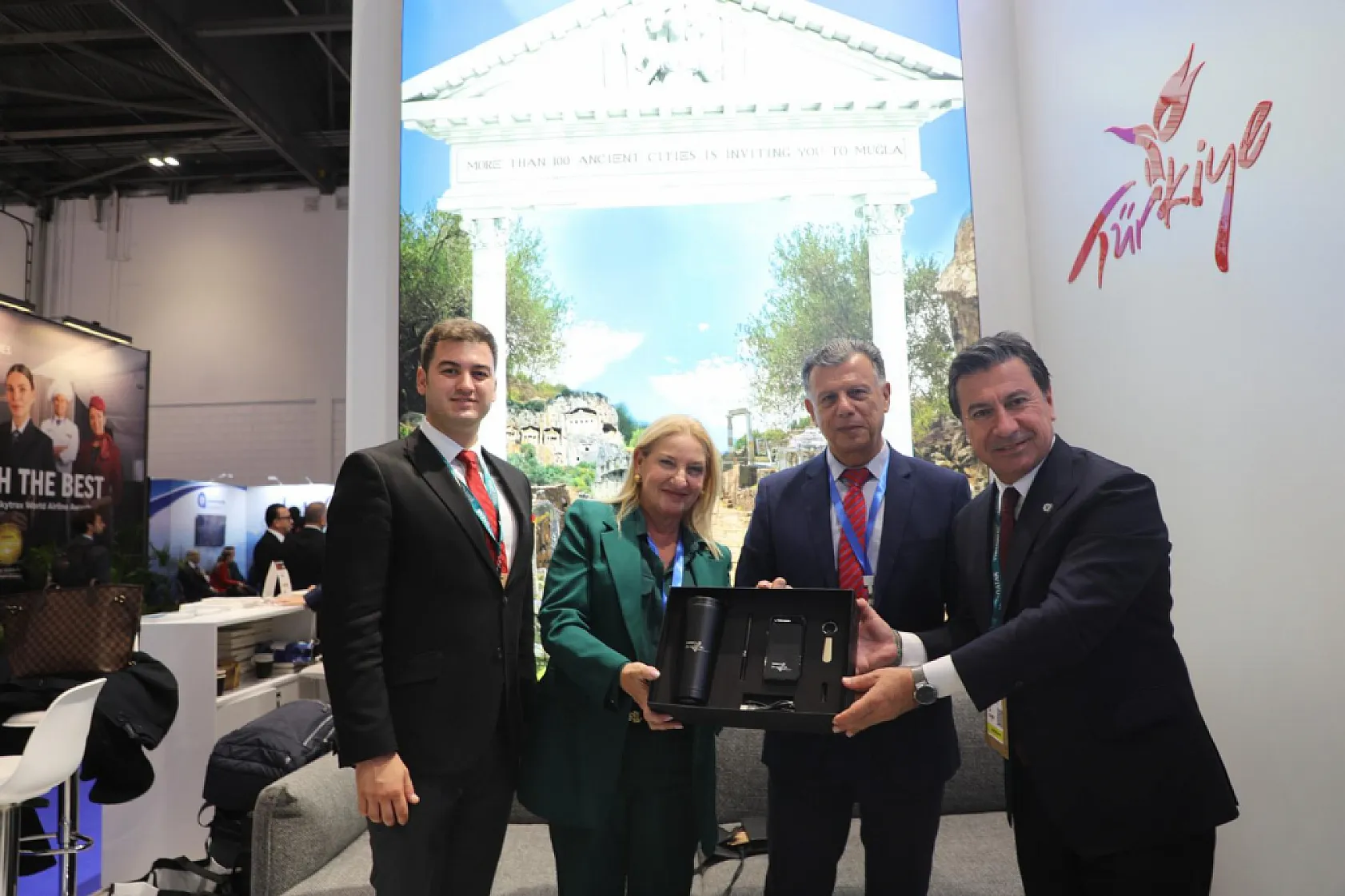 Başkan Aras'tan Londra'da Önemli Temaslar