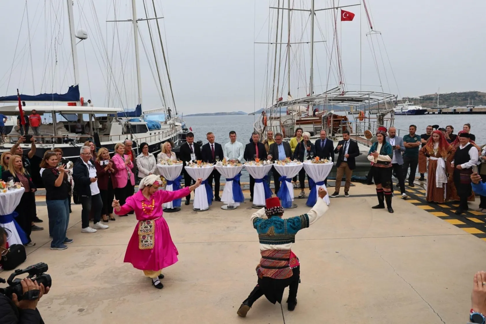 Bodrum'dan Yunanistan'a dostluk ve kültür köprüsü kuruldu