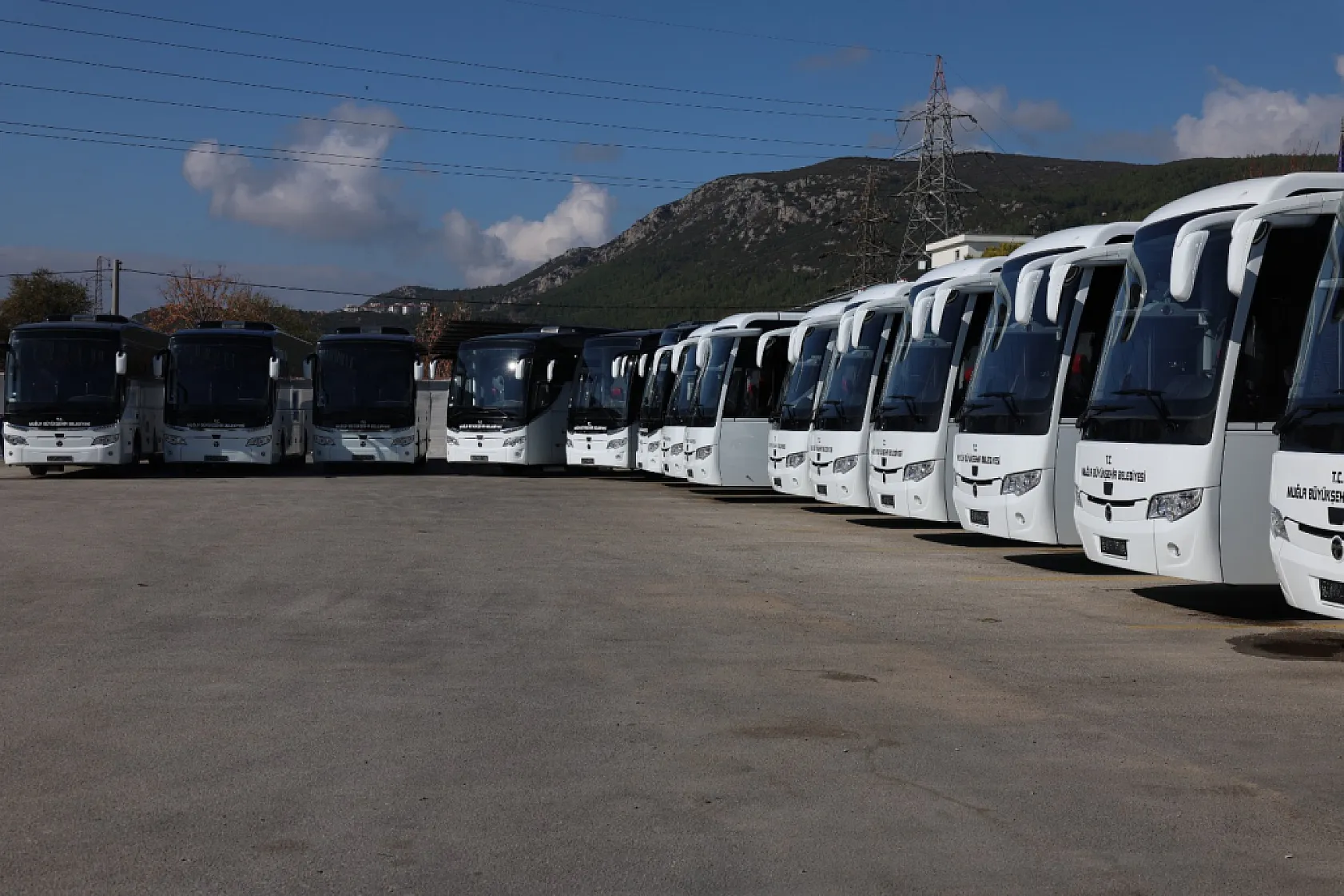 Muğla Büyükşehir Araç Filosunu Güçlendiriyor 