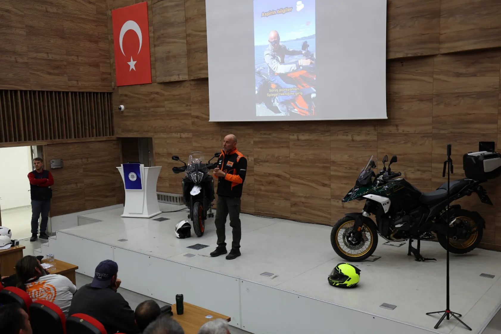 Büyükşehir 'Trafikte Empati' söyleşisi düzenledi