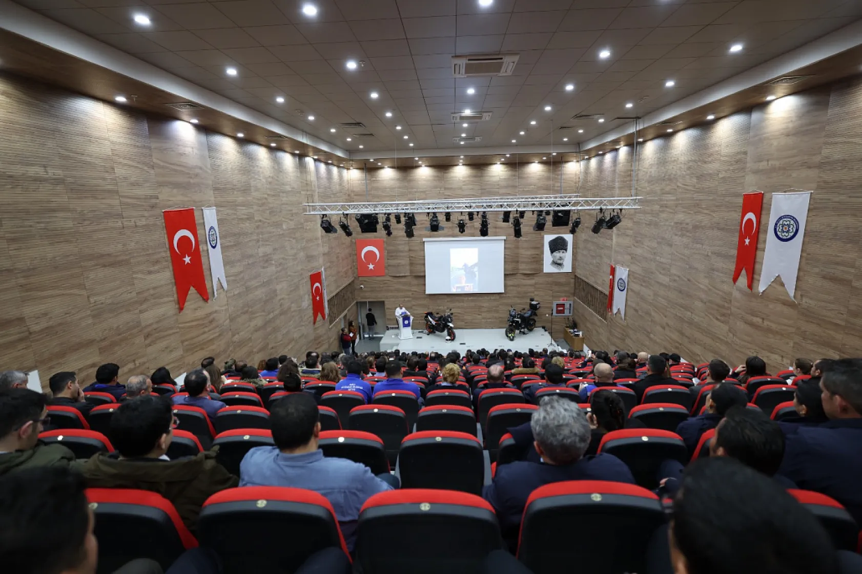 Büyükşehir 'Trafikte Empati' söyleşisi düzenledi