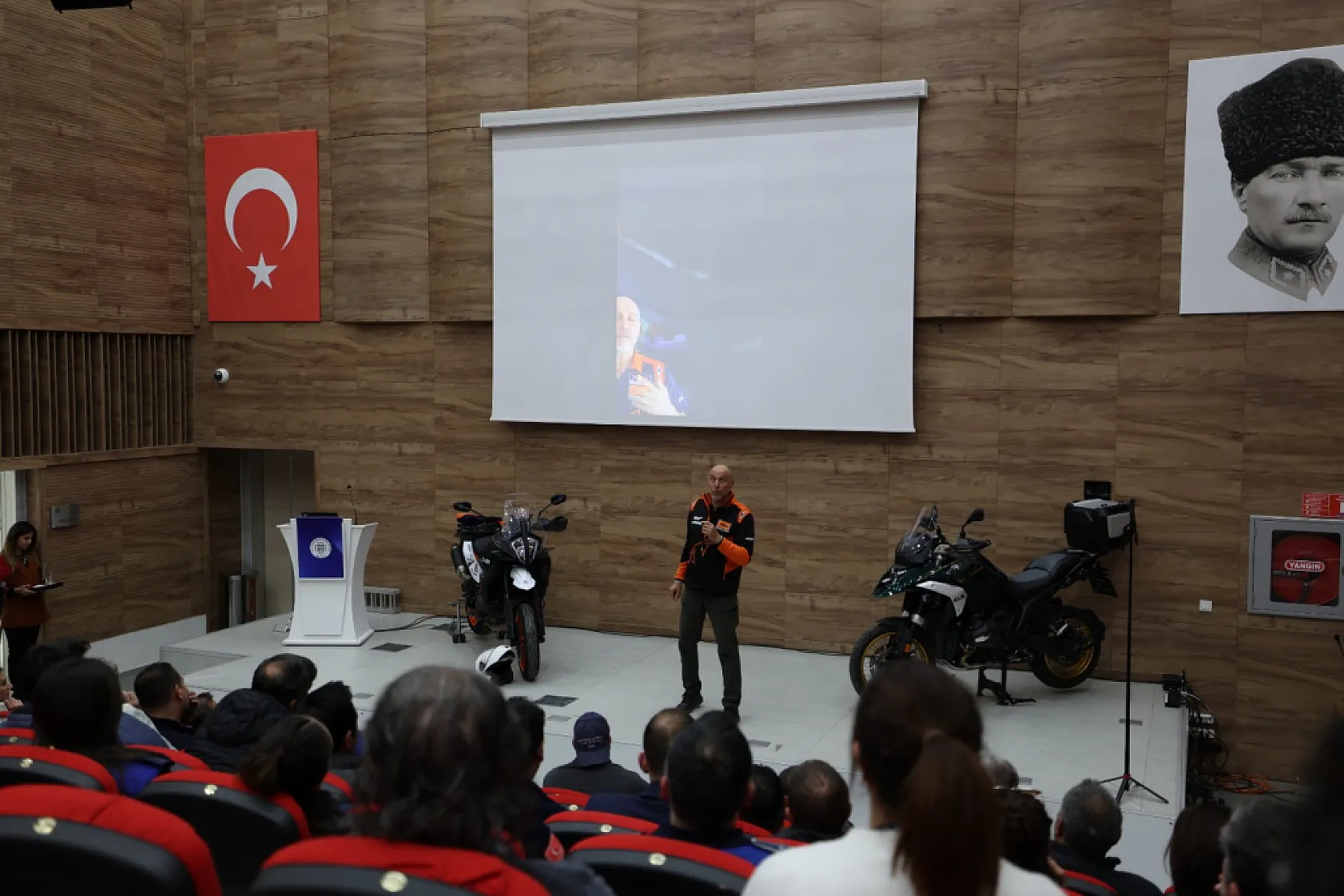 Büyükşehir 'Trafikte Empati' söyleşisi düzenledi