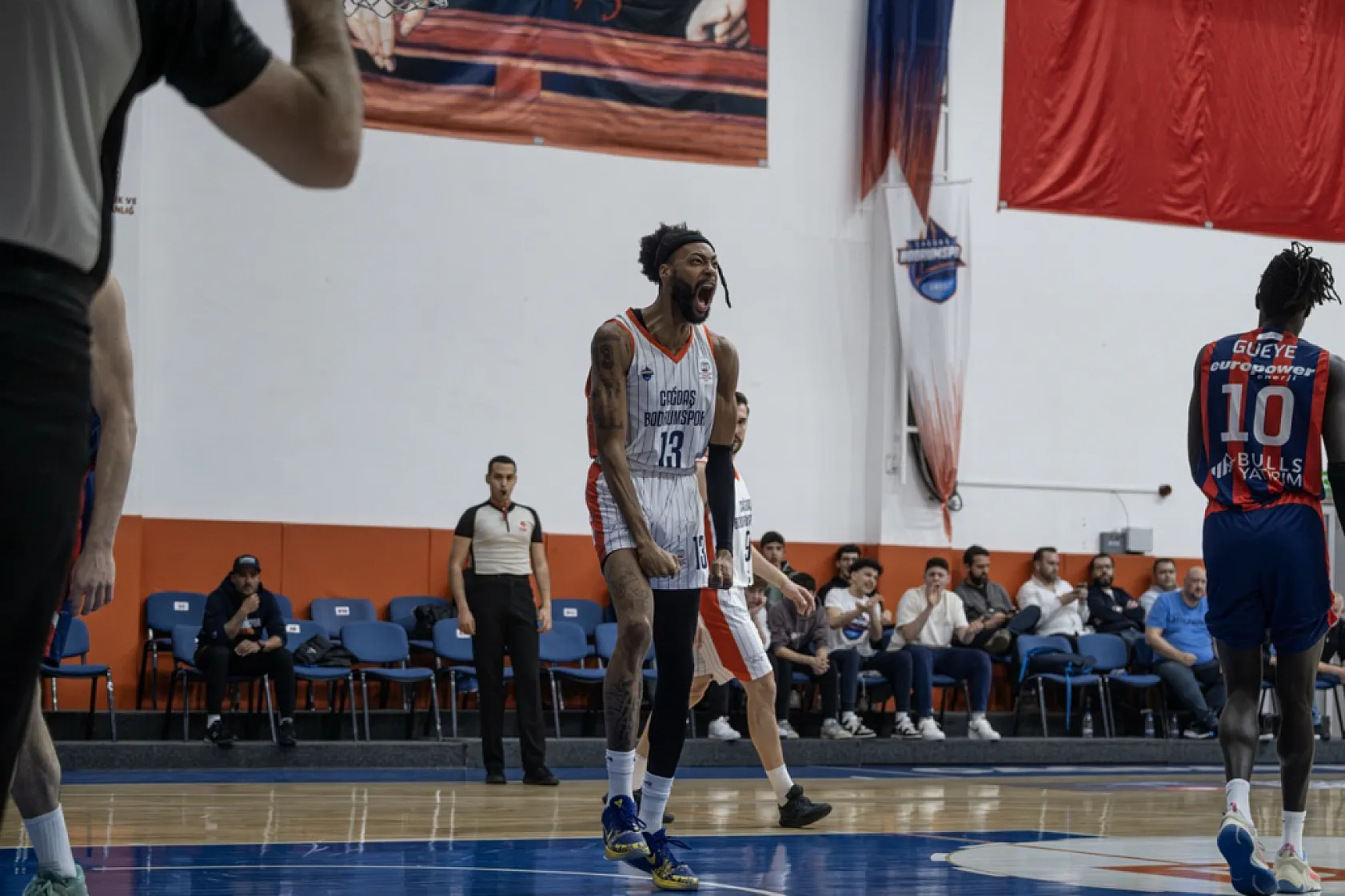 Çağdaş Bodrum Spor, TED Ankara'yı 88-76 mağlup etti