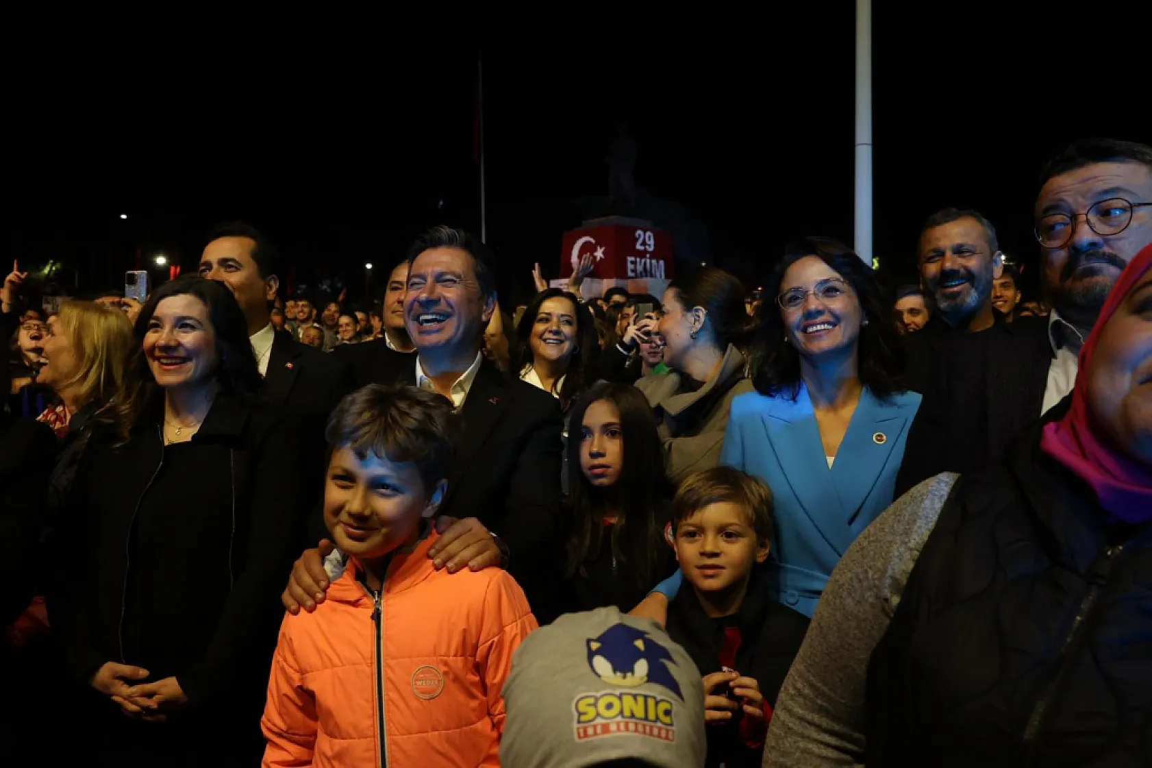 Cumhuriyet Coşkusu Muğla'da Güneş Gibi Parla'dı