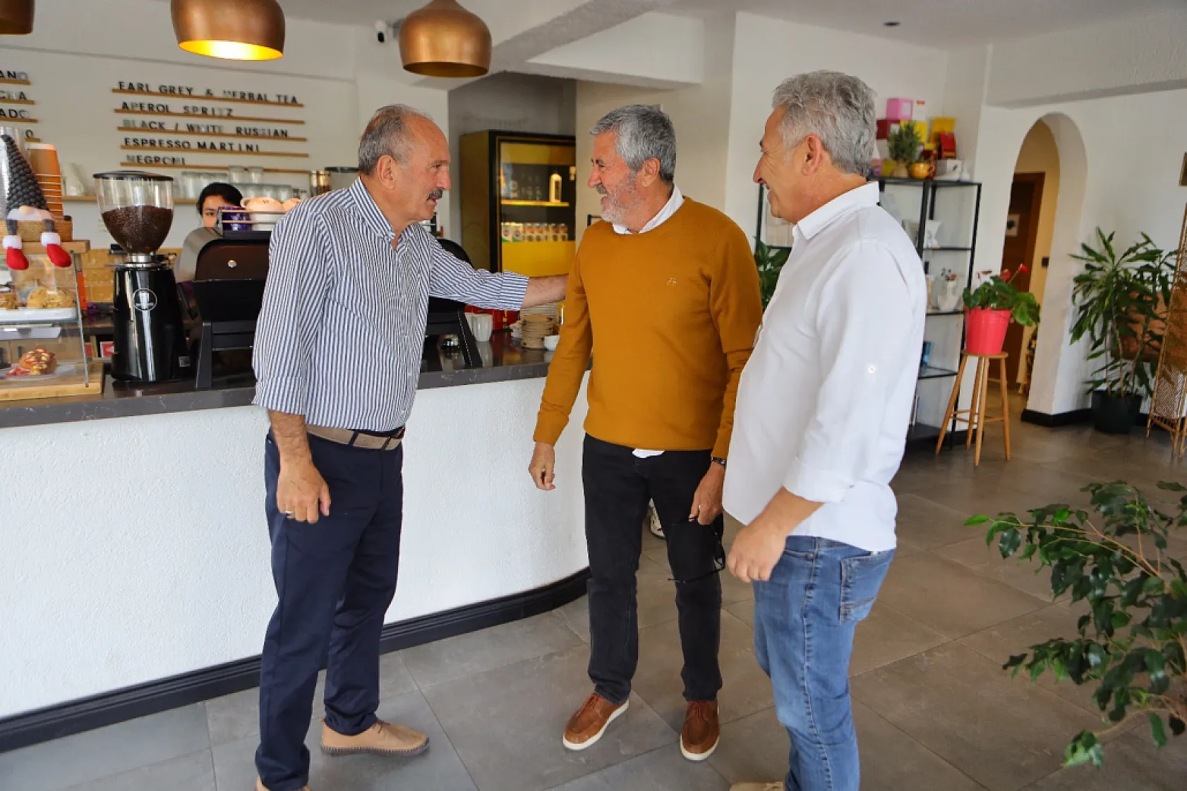 Esnaftan Saatcı'ya Sıcak Karşılama