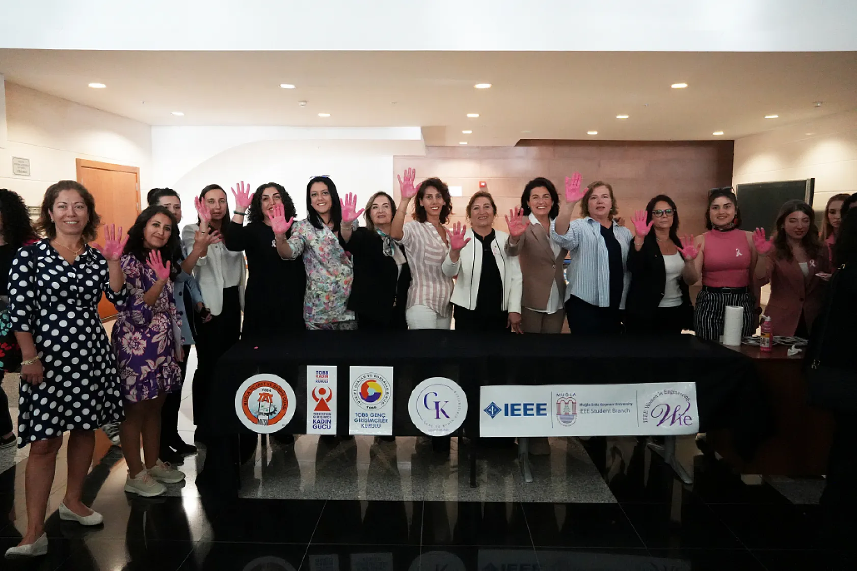 Muğla Girişimci Kurullarından Meme Kanseri Farkındalık Etkinliği