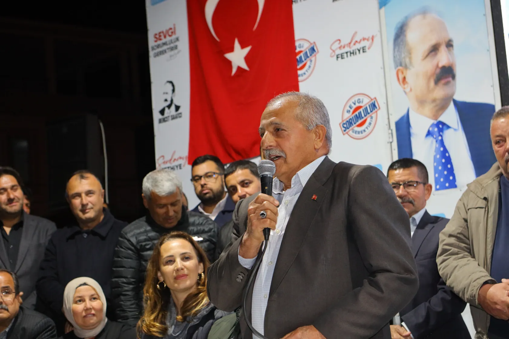 Saatcı, Çamköy'de vatandaşlarla buluştu 