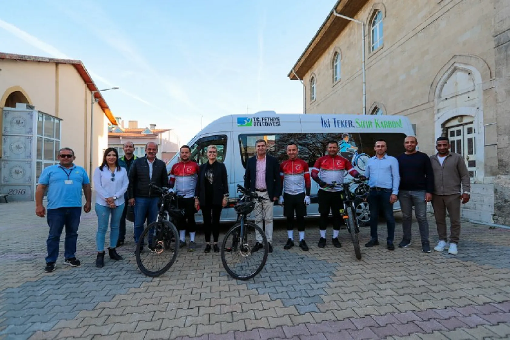 Fethiye'den Çıkan Cesur Pedallar Anıtkabir'e Doğru Yol Alıyorlar