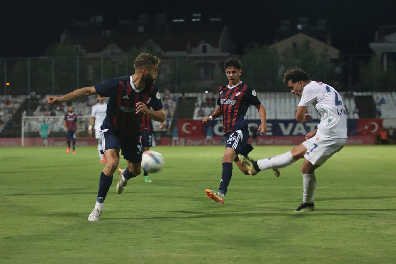 Dinçel, 'Fethiyespor'un Hedefi Yapılanmayla Beraber Başarıyı Kovalamak'