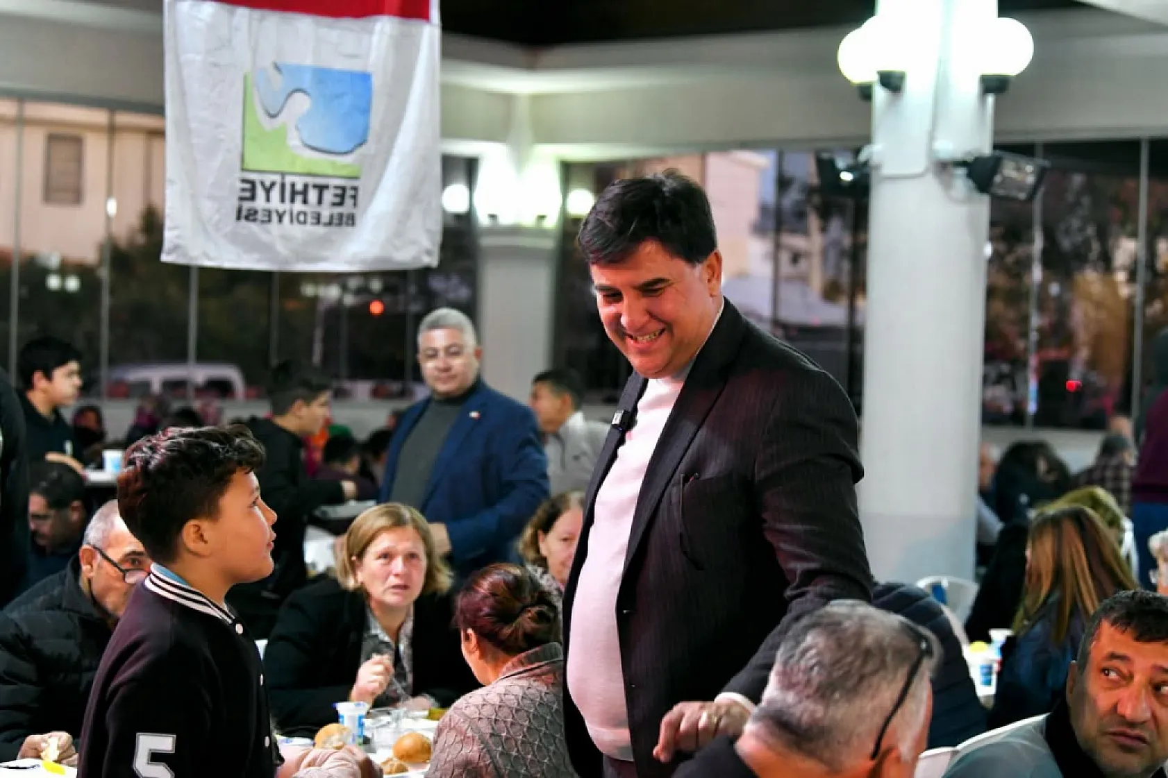Fethiye'de Ramazan Sofrası Kuruldu: Belediye 30 Gün İftar Programı Düzenleyecek