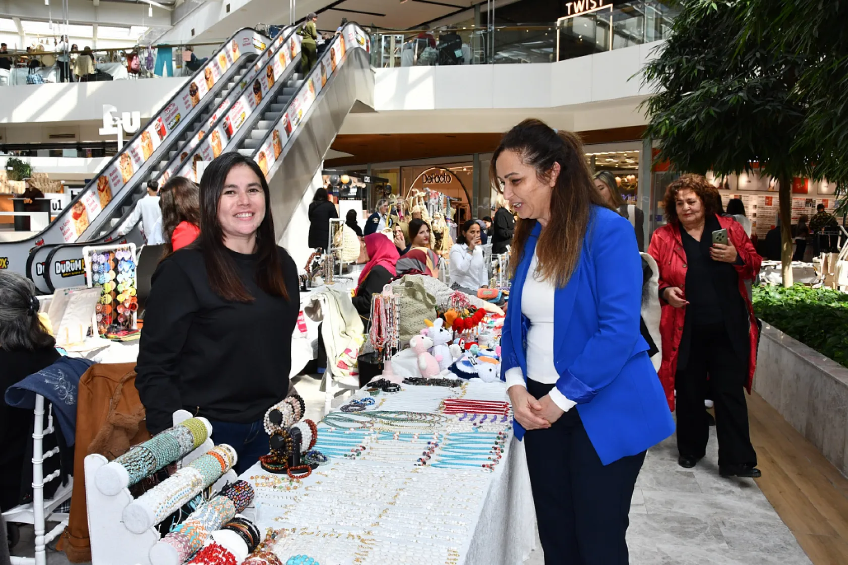 Fethiye Belediye Başkan Vekili Derya Yılmaz'dan 8 Mart'ta Kadınlara Ziyaret