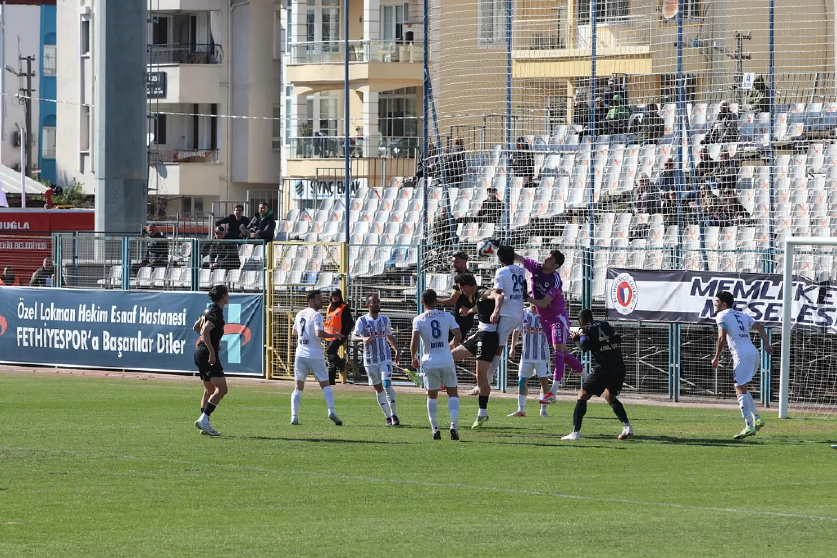 Fethiyespor 10 Kişi Direndi 1-1