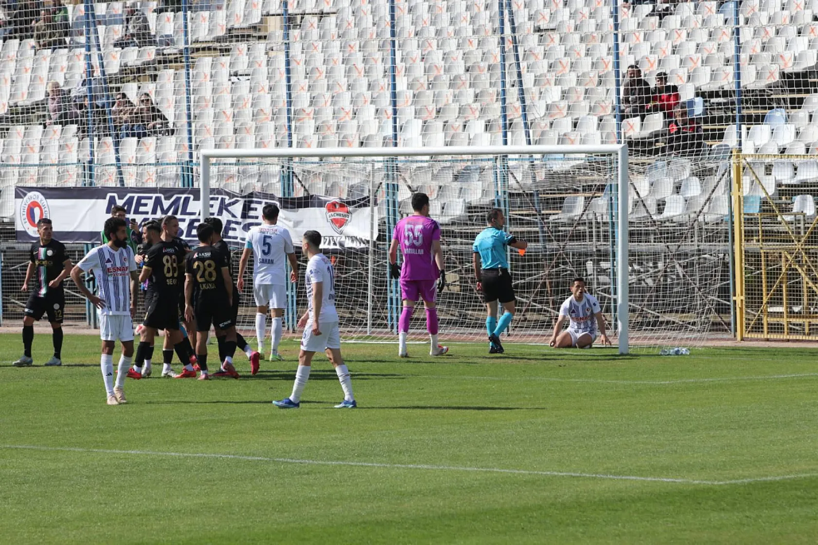 Fethiyespor 10 Kişi Direndi 1-1