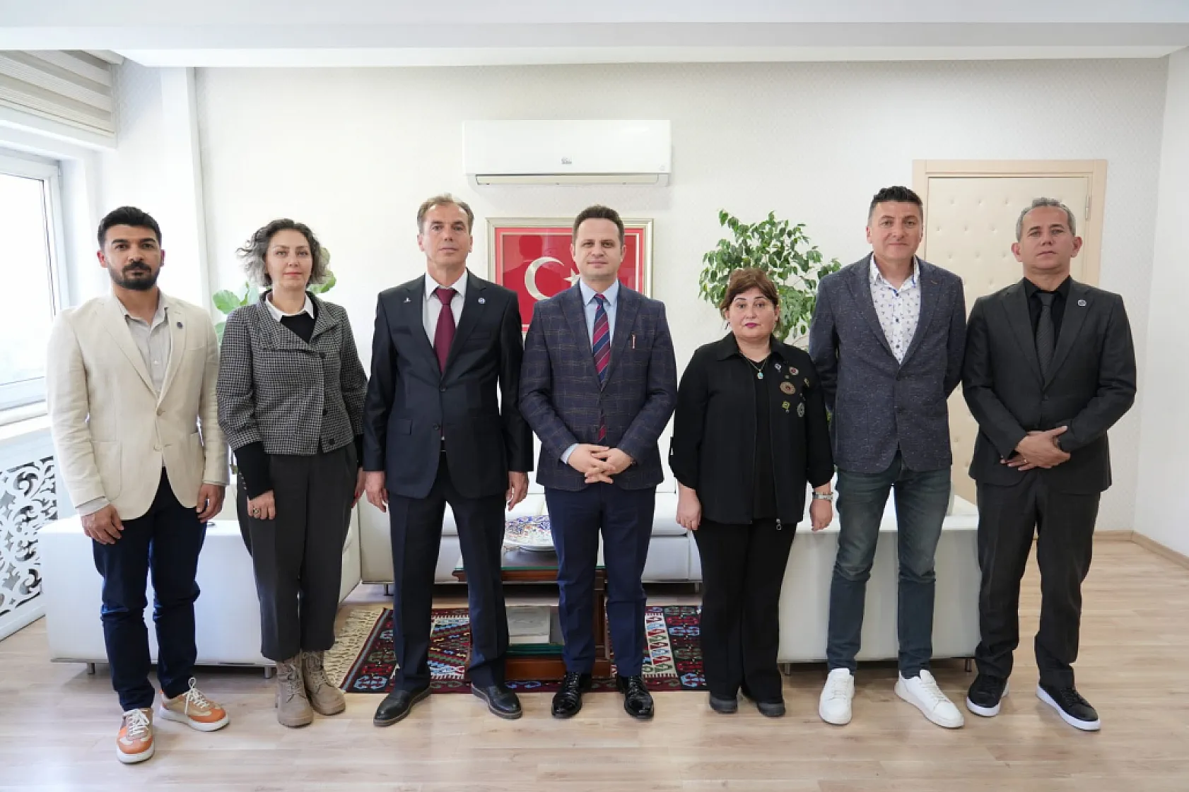 Hürriyetçi Eğitim Sen Muğla Şubesi'nden Eğitimde 'Liyakat ve İşbirliği' Vurgusu