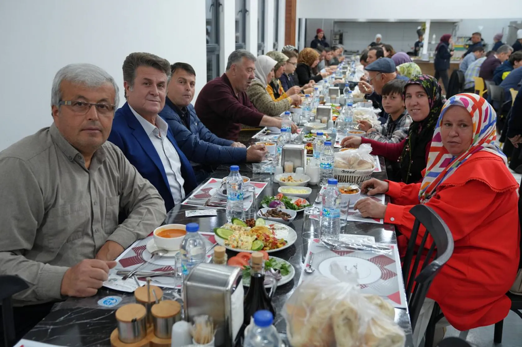 Seydikemer Belediye Meclisinden Birlik Beraberlik İftarı