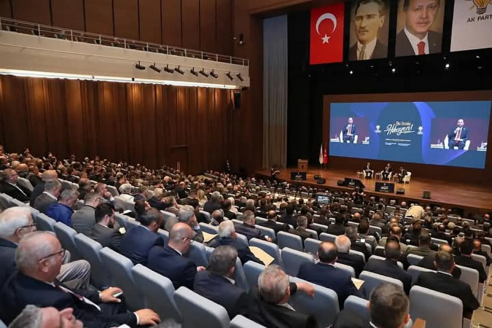 AK Parti Heyetinin Genel Merkez Temasları, Liderlik Okulu Programı ve 'Bu Senin Hikayen'