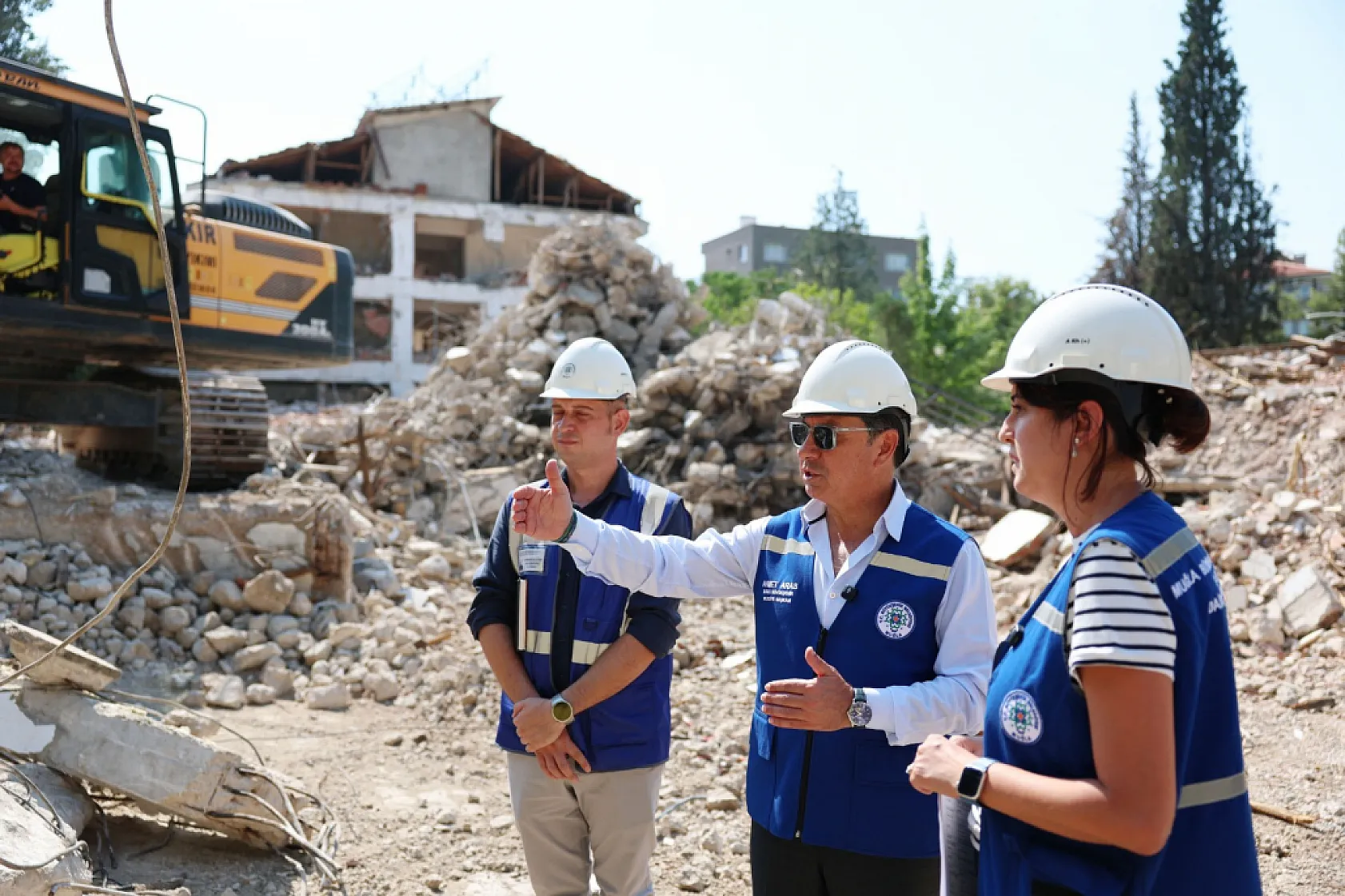 Başkan Aras, Huzurevi Yenileme Çalışmalarını Yerinde Denetledi