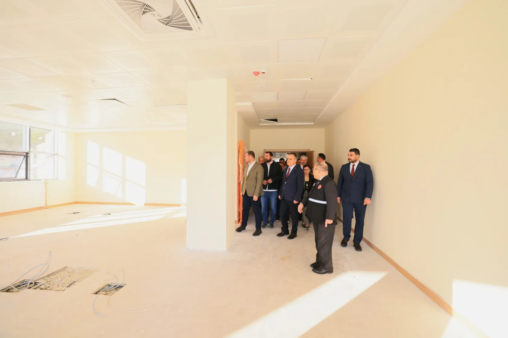Muğla Valisi Akbıyık, Yeni Hizmet Binasında İncelemelerde Bulundu