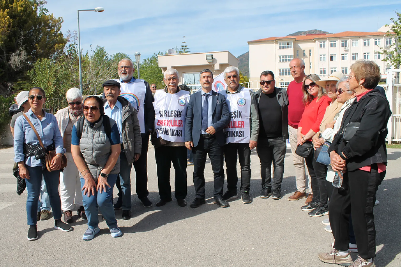 Fethiye'de eğitimciler 'Adalet' için toplandı