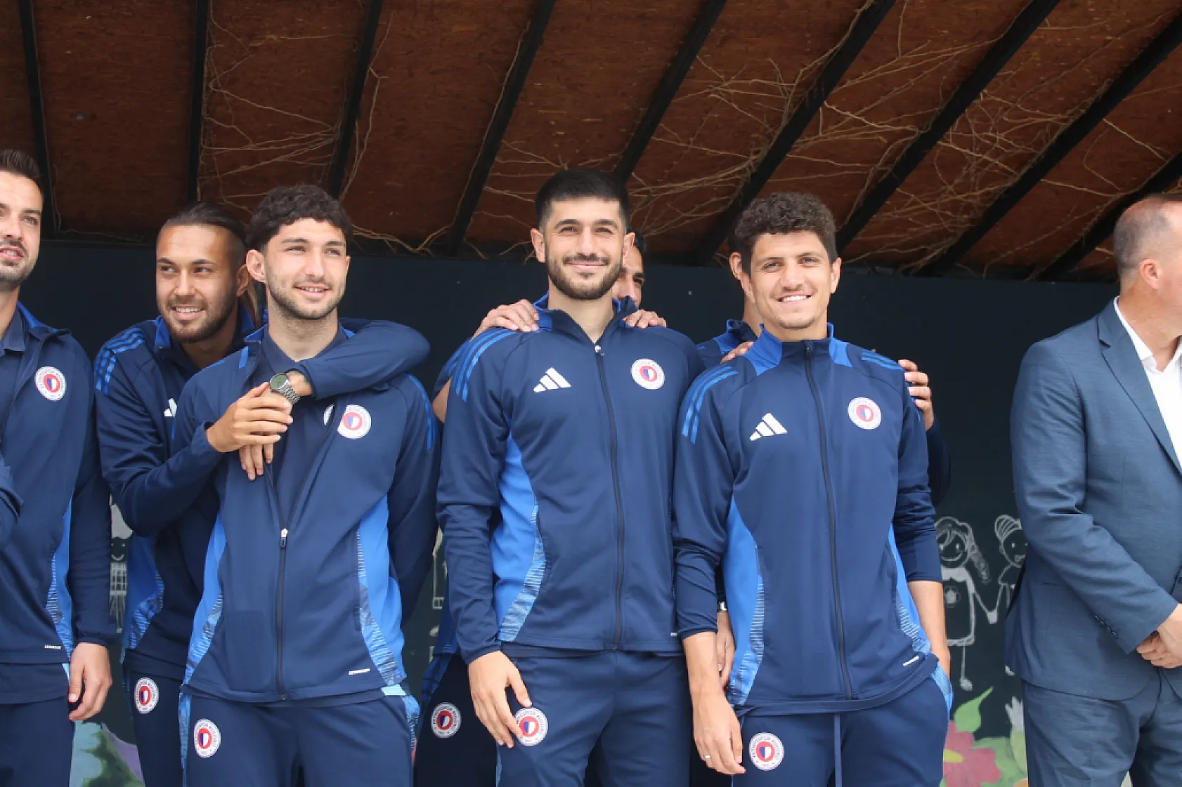 Fethiyespor, Merkez Atatürk Ortaokulu Öğrencileri İle Futbol Maçında Karşılaştı