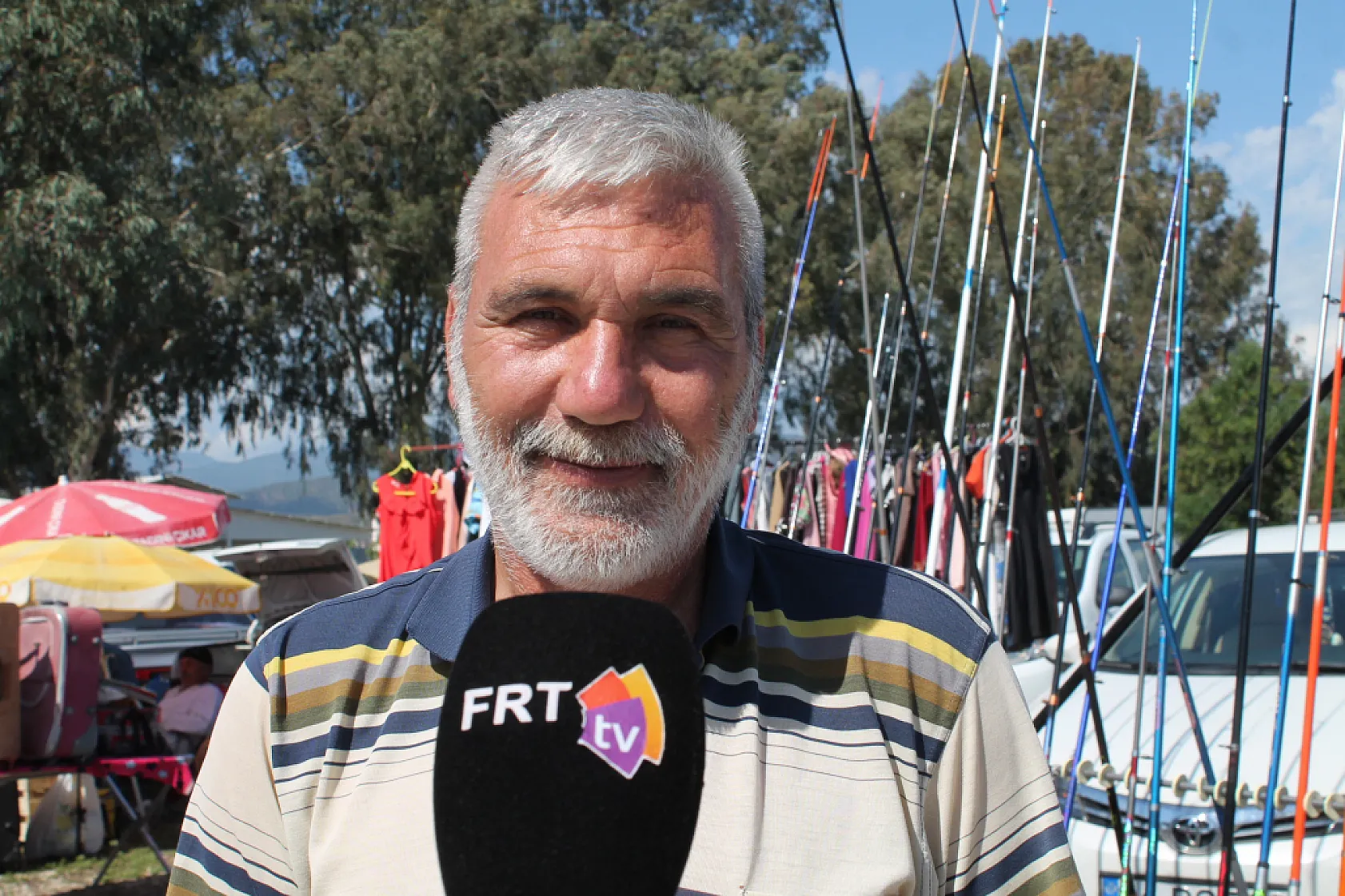 Fethiye'de sıcak hava ikinci el pazarına yaradı