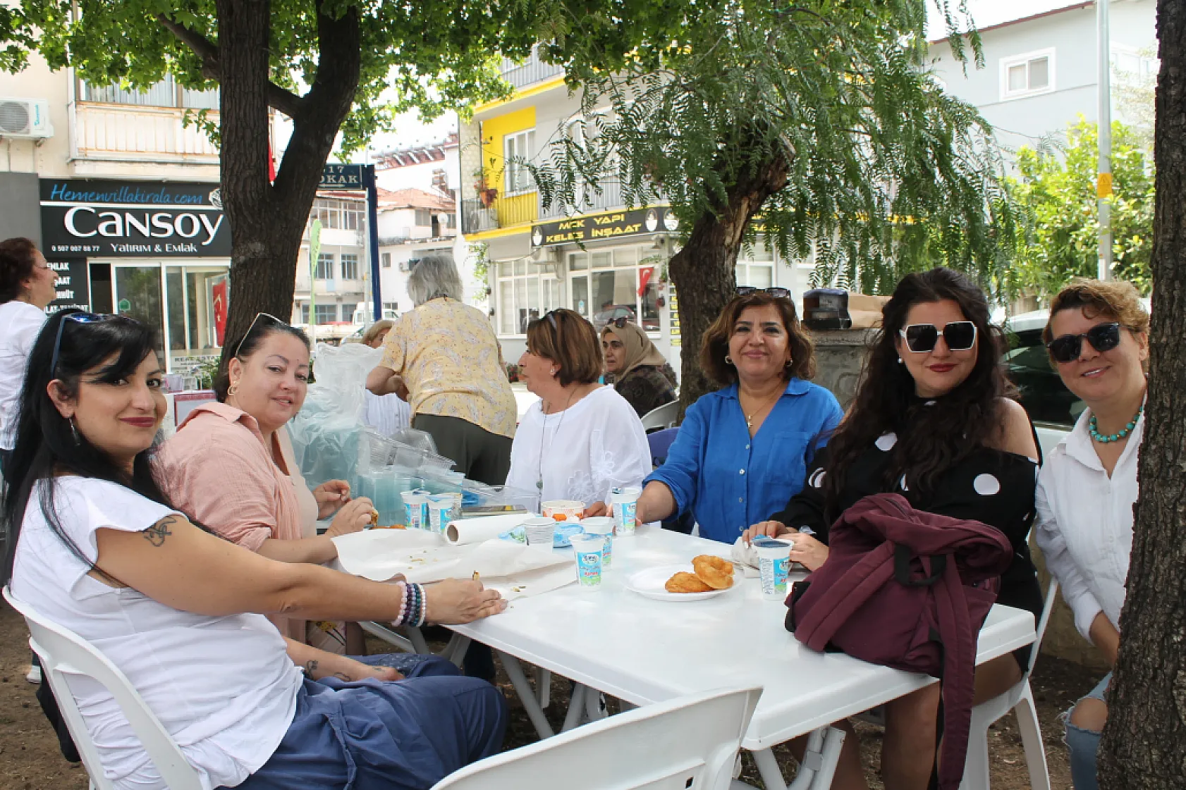 EGE SEN Sanat Derneği'nden ADD Fethiye'nin Kermesine destek
