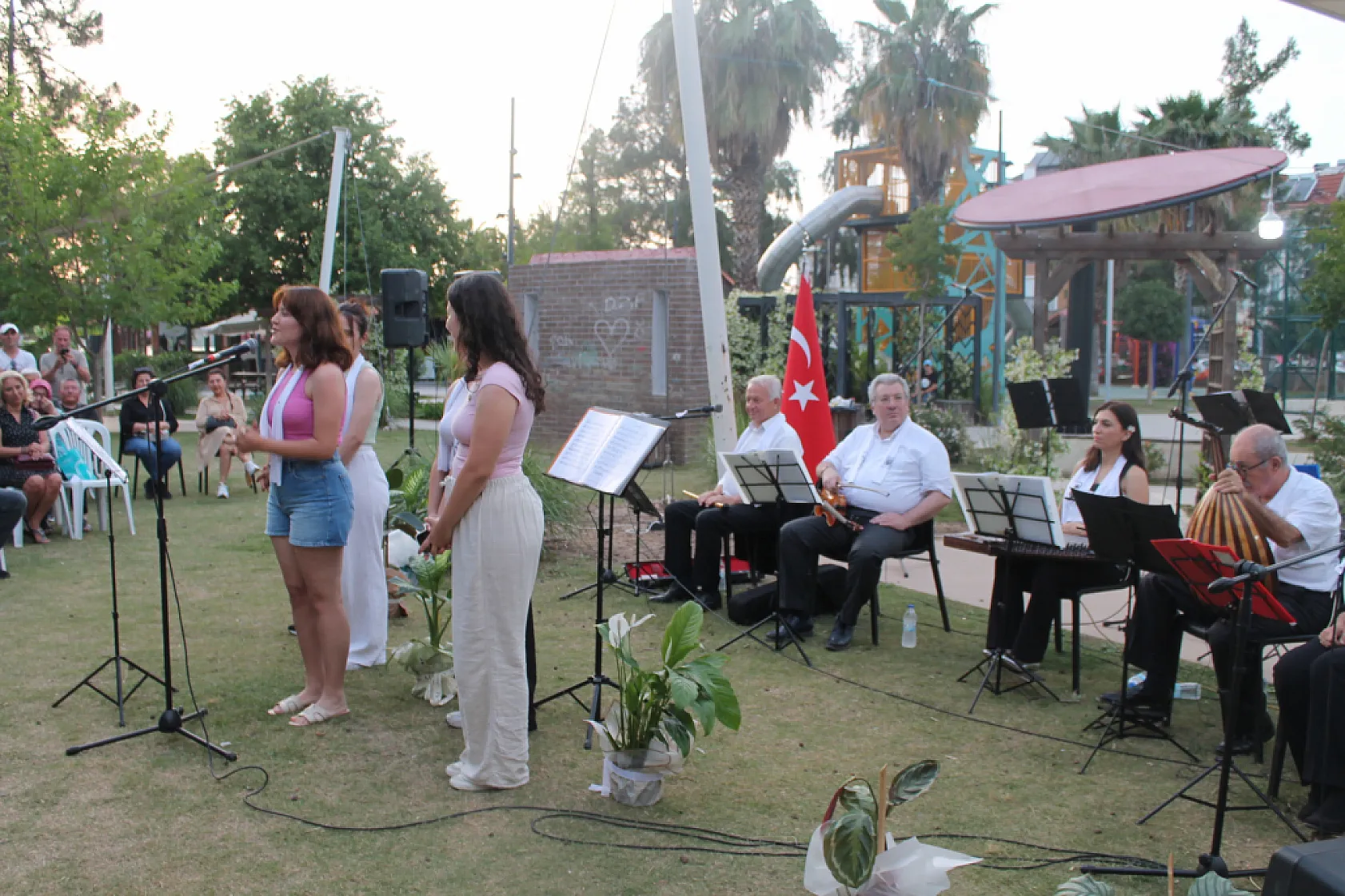 ADD Fethiye'den Anneler Günü programı