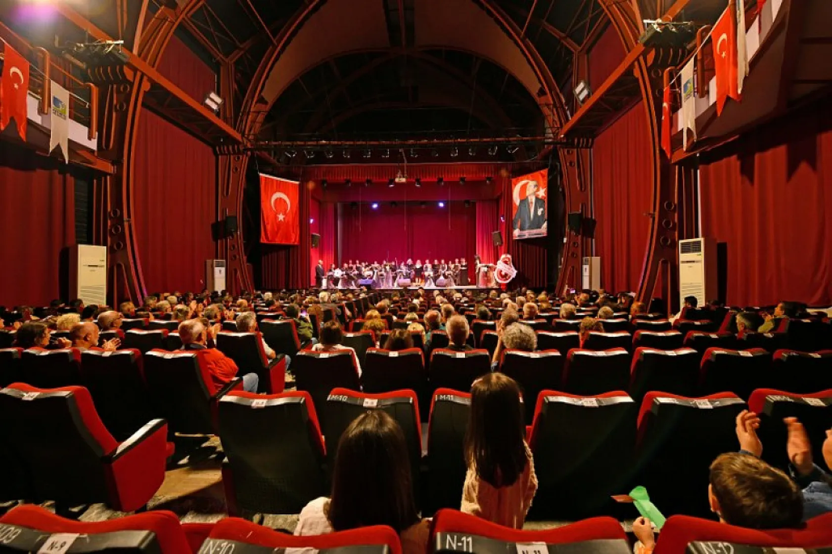Fethiye Belediyesi TSM Korosu'ndan muhteşem konser