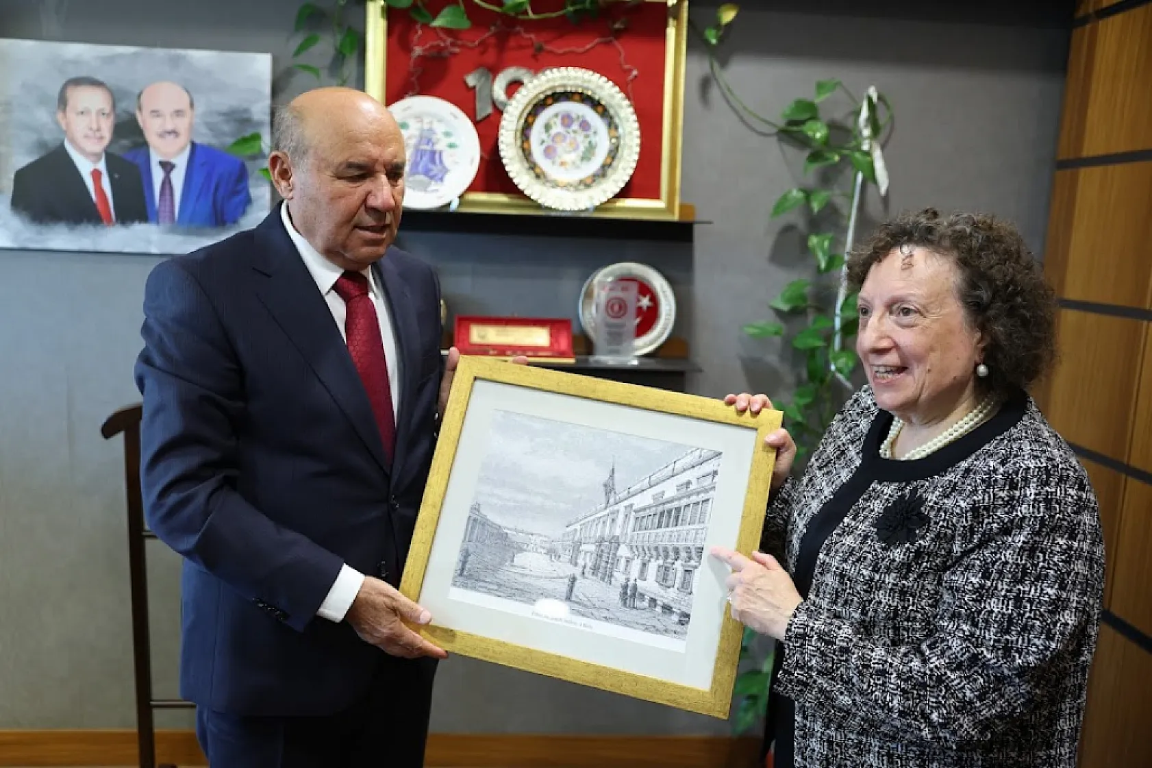 Muğla Milletvekili Otgöz, Malta Büyükelçisini TBMM'de misafir etti
