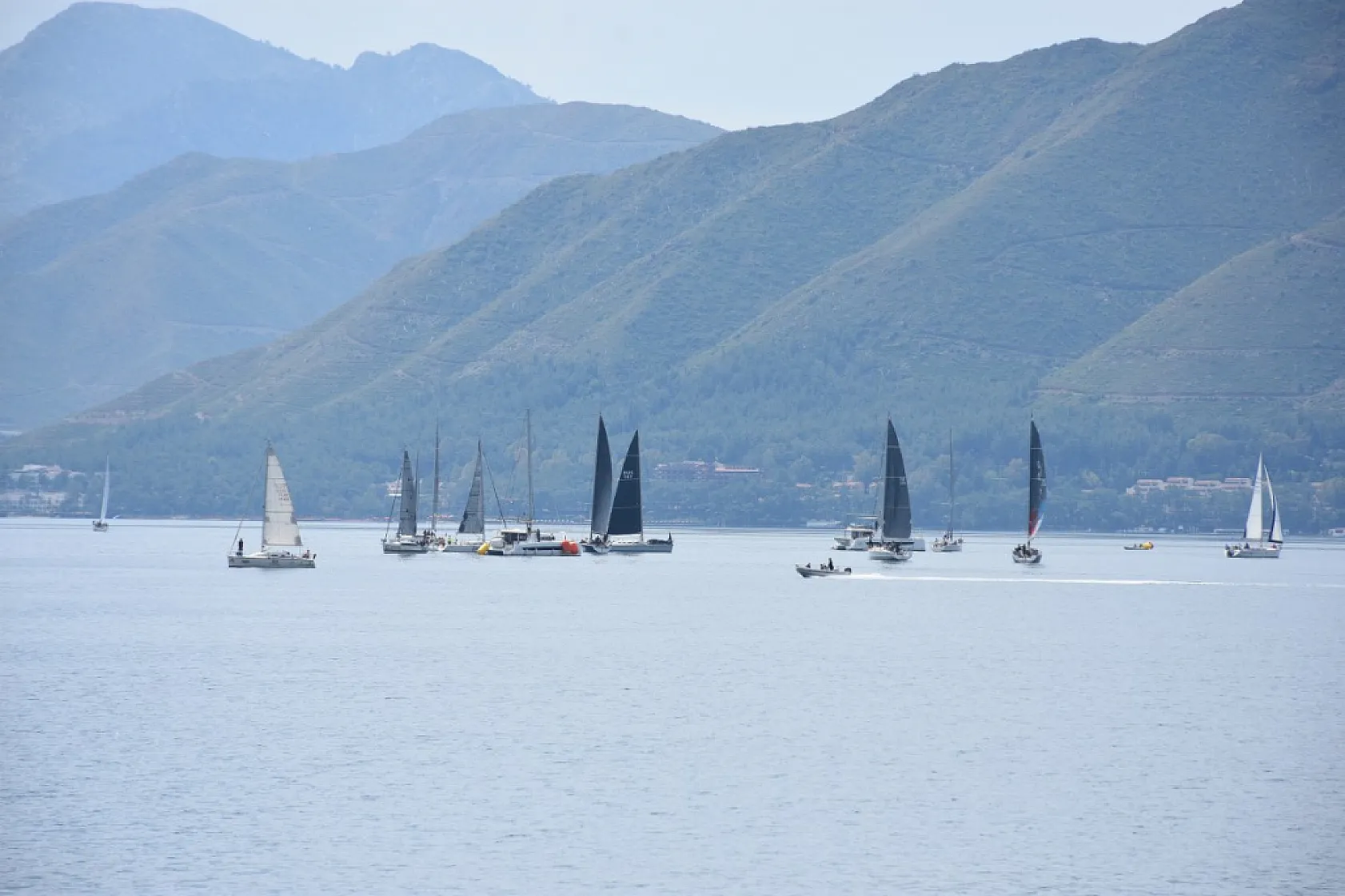 Marmaris MIYC Kış Trofesi Yat Yarışları'nın 6. ayağı başladı