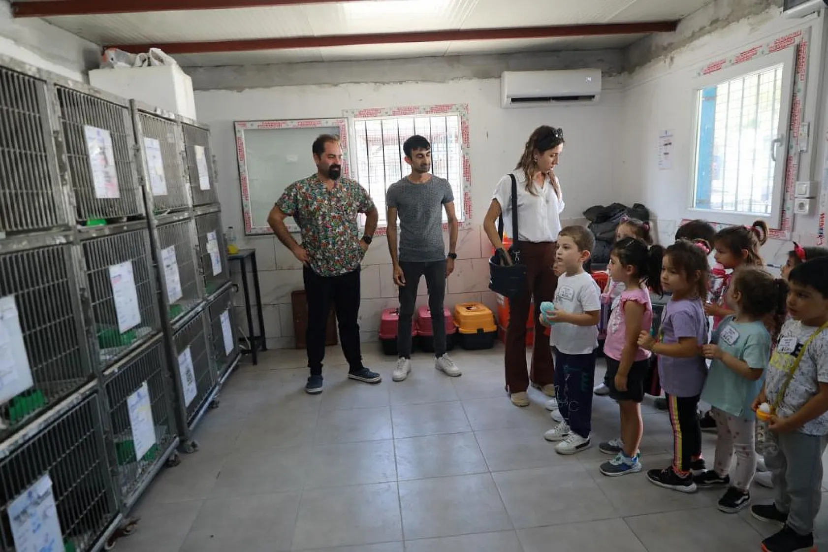 Öğrencilerden Bakımevi Ziyareti