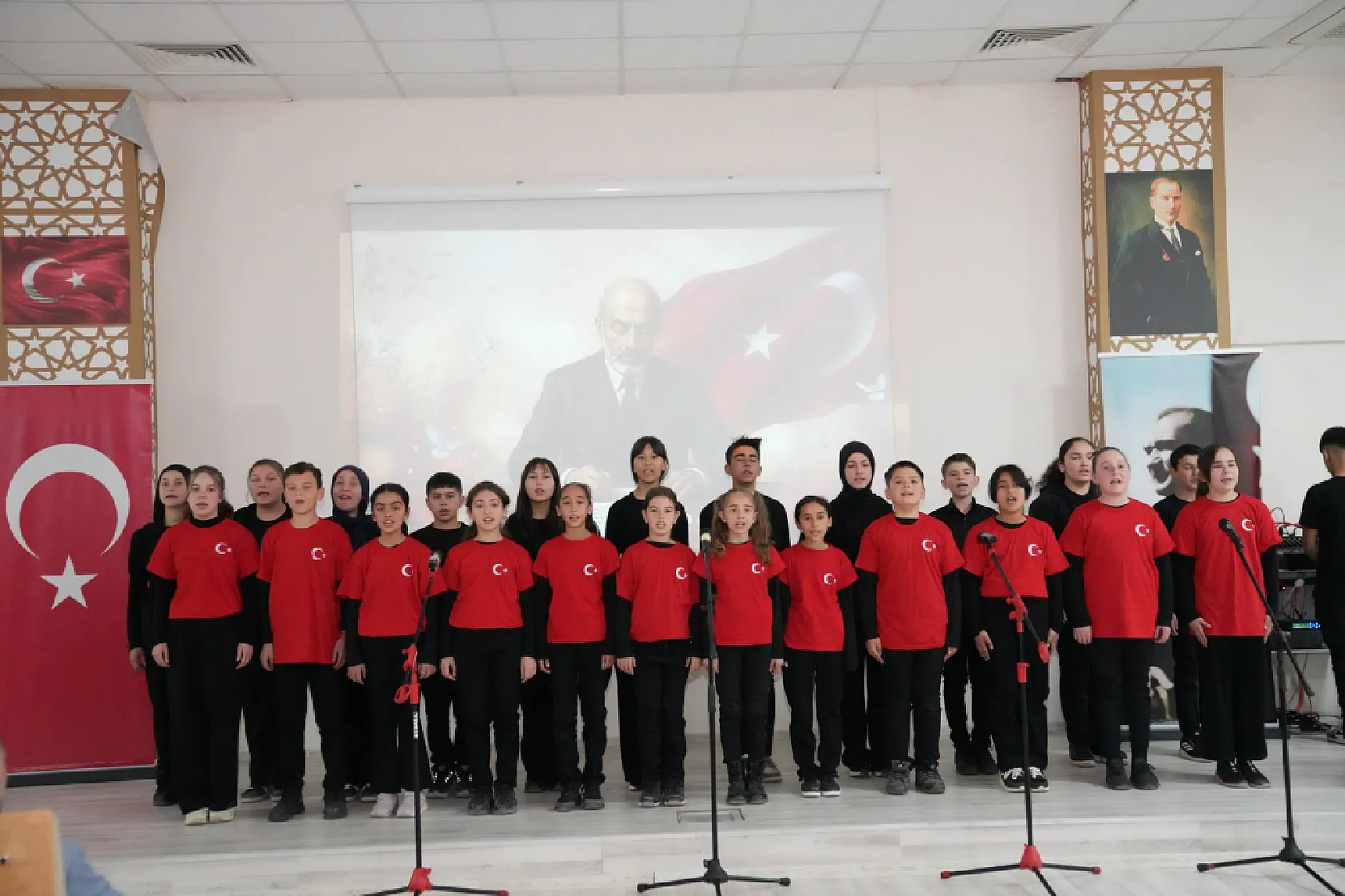 Seydikemer'de 12 Mart Ruhuna Yakışan Anma Programı