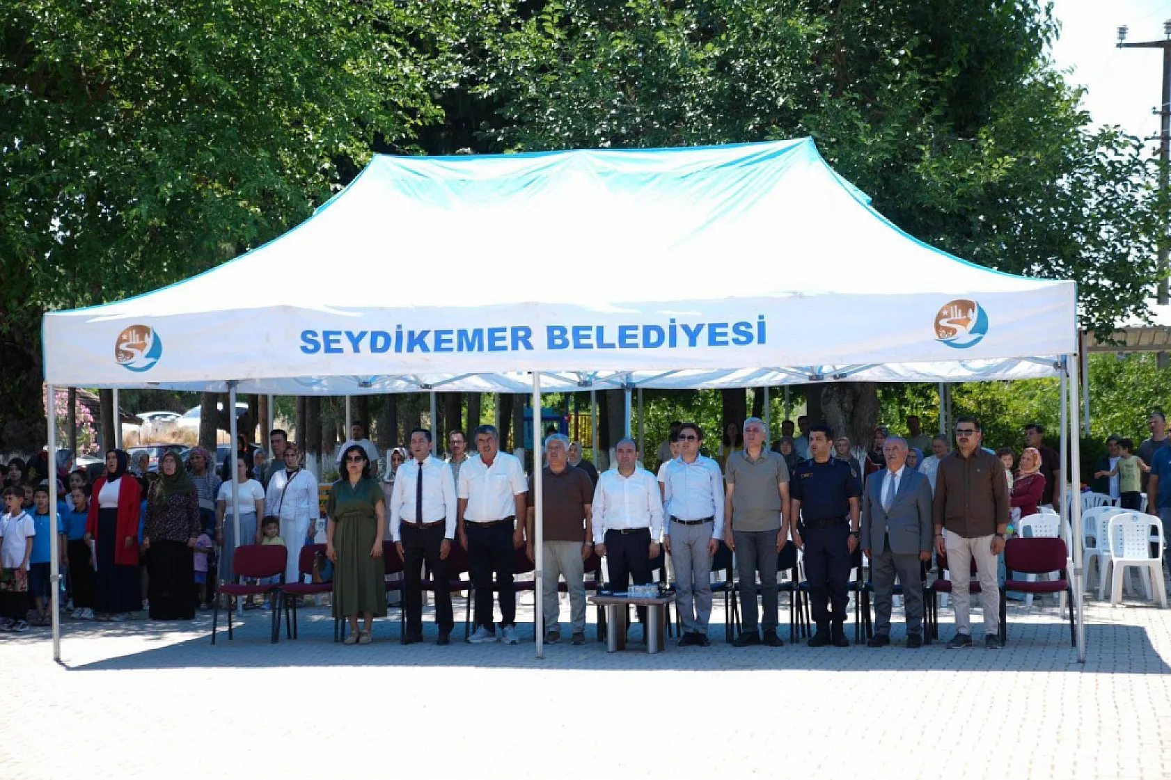 Seydikemer'de 7 Bin 619 öğrenci karne heyecanı yaşadı