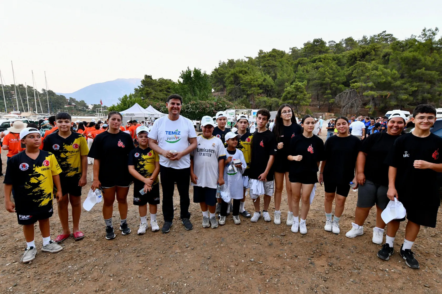 Fethiye Belediyesi'nden Temizlik Seferberliği: 'Temiz Fethiye' Kampanyası Başladı
