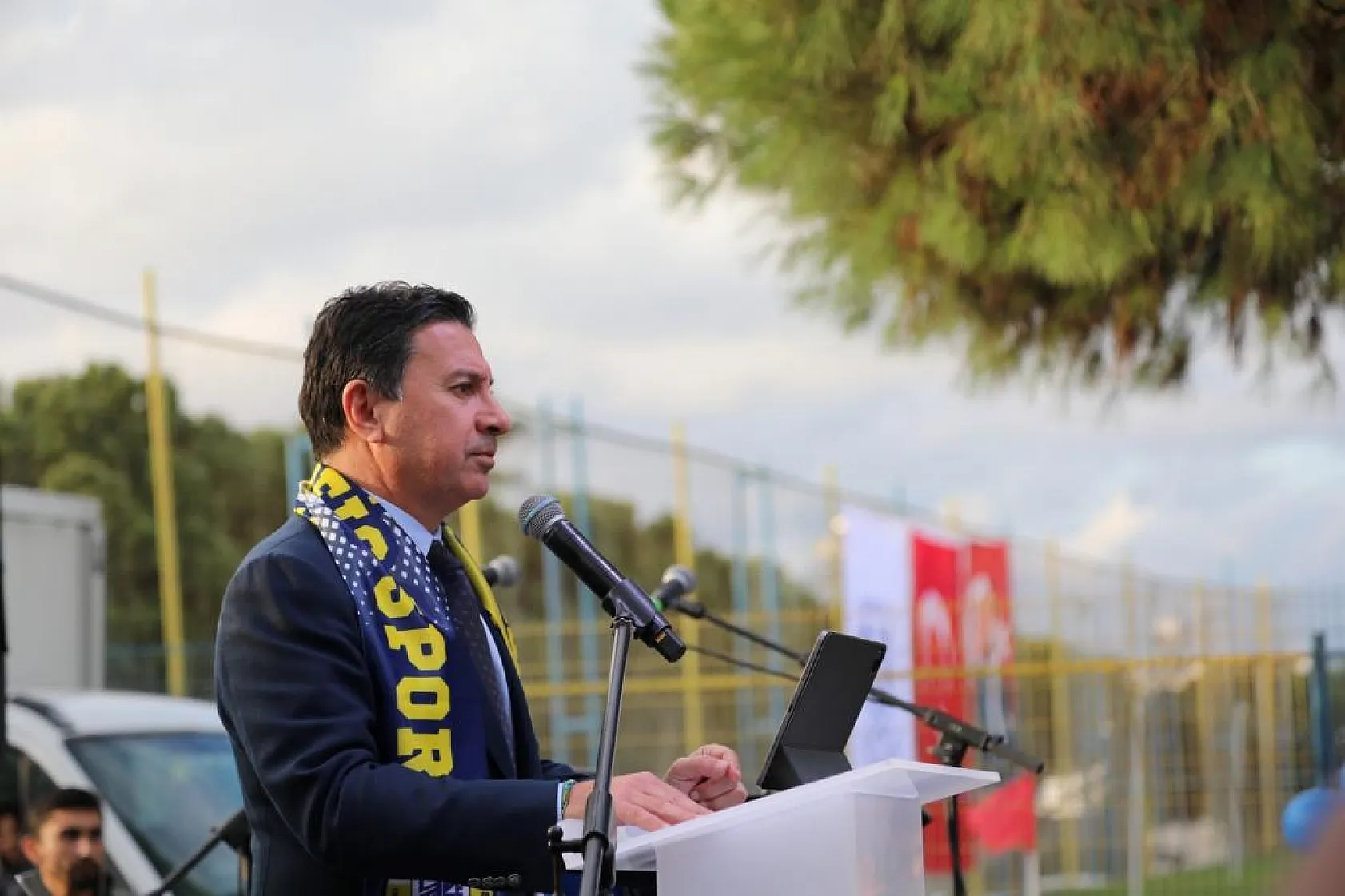Uluslararası Standartlarda Futbol Sahası