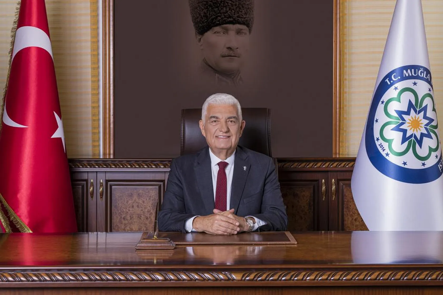 Büyükşehir'den 100'üncü yıl heykeli