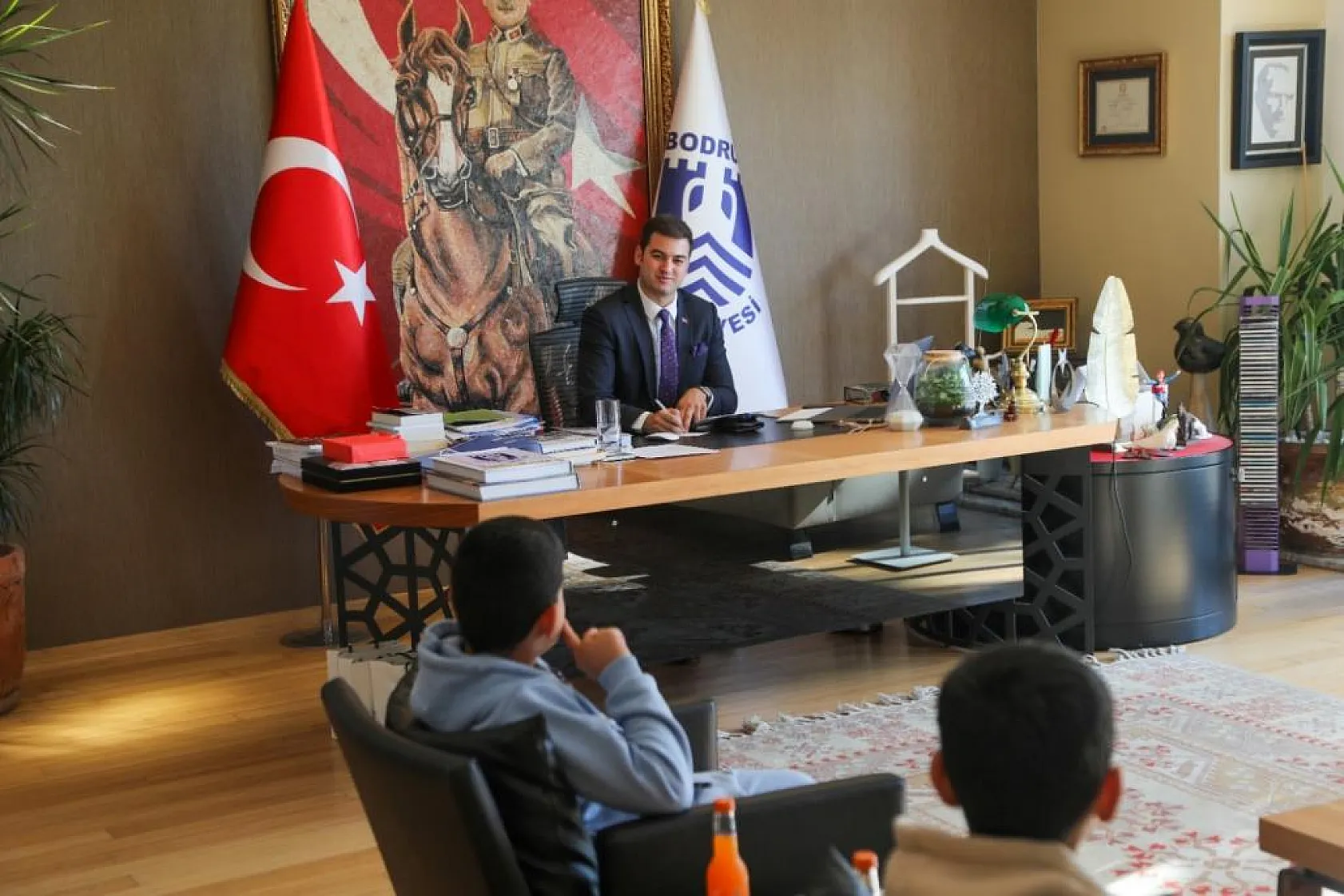 Çocuk Meclisinden Başkanlık Makamına Ziyaret