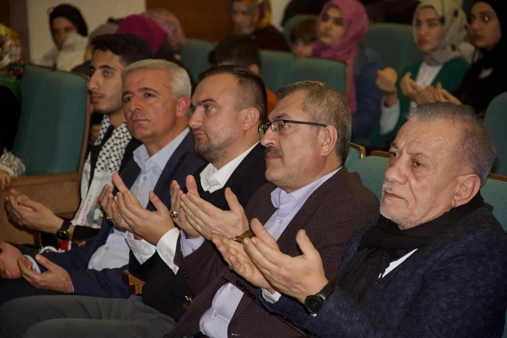 AGD'de Mekke'nin Fethi ve Kudüs Gecesi Programı gerçekleştirdi