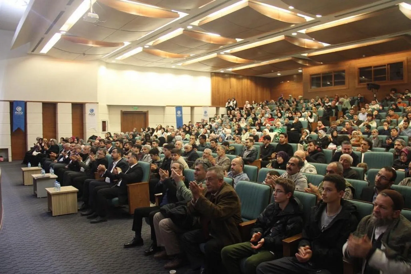 AGD'de Mekke'nin Fethi ve Kudüs Gecesi Programı gerçekleştirdi