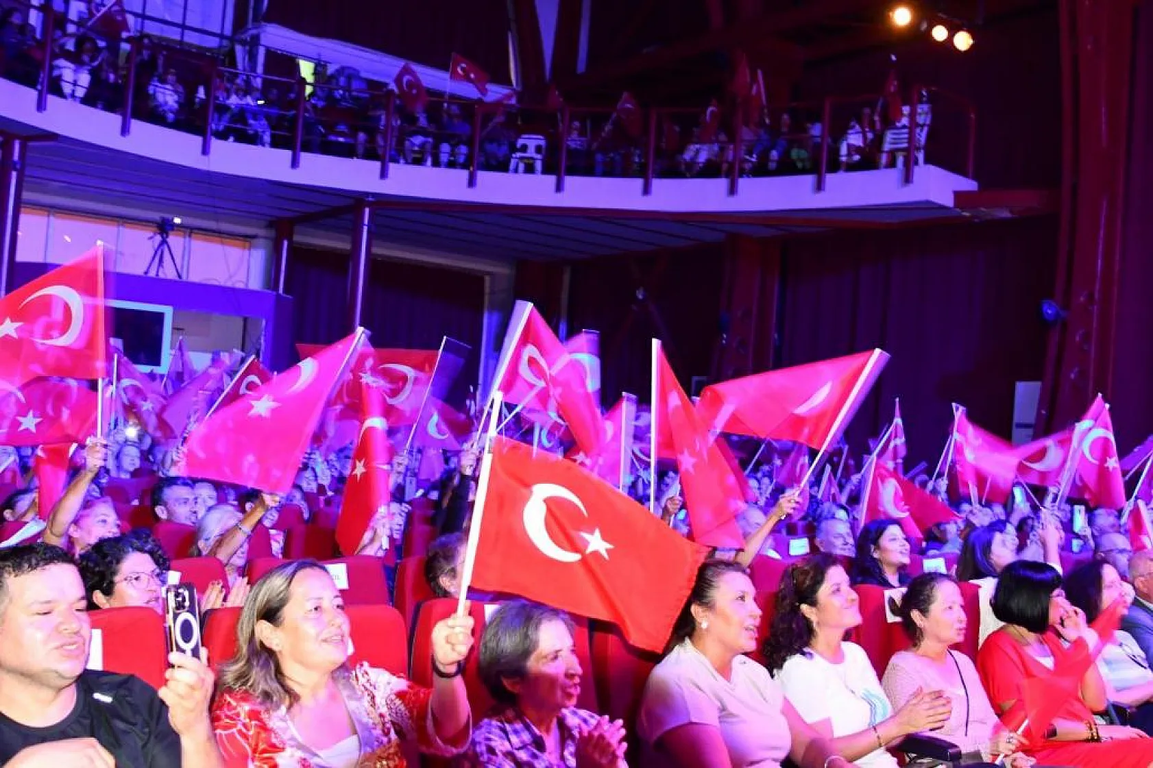 Fethiye'de 'Kemal' Belgeseli İlgiyle İzlendi