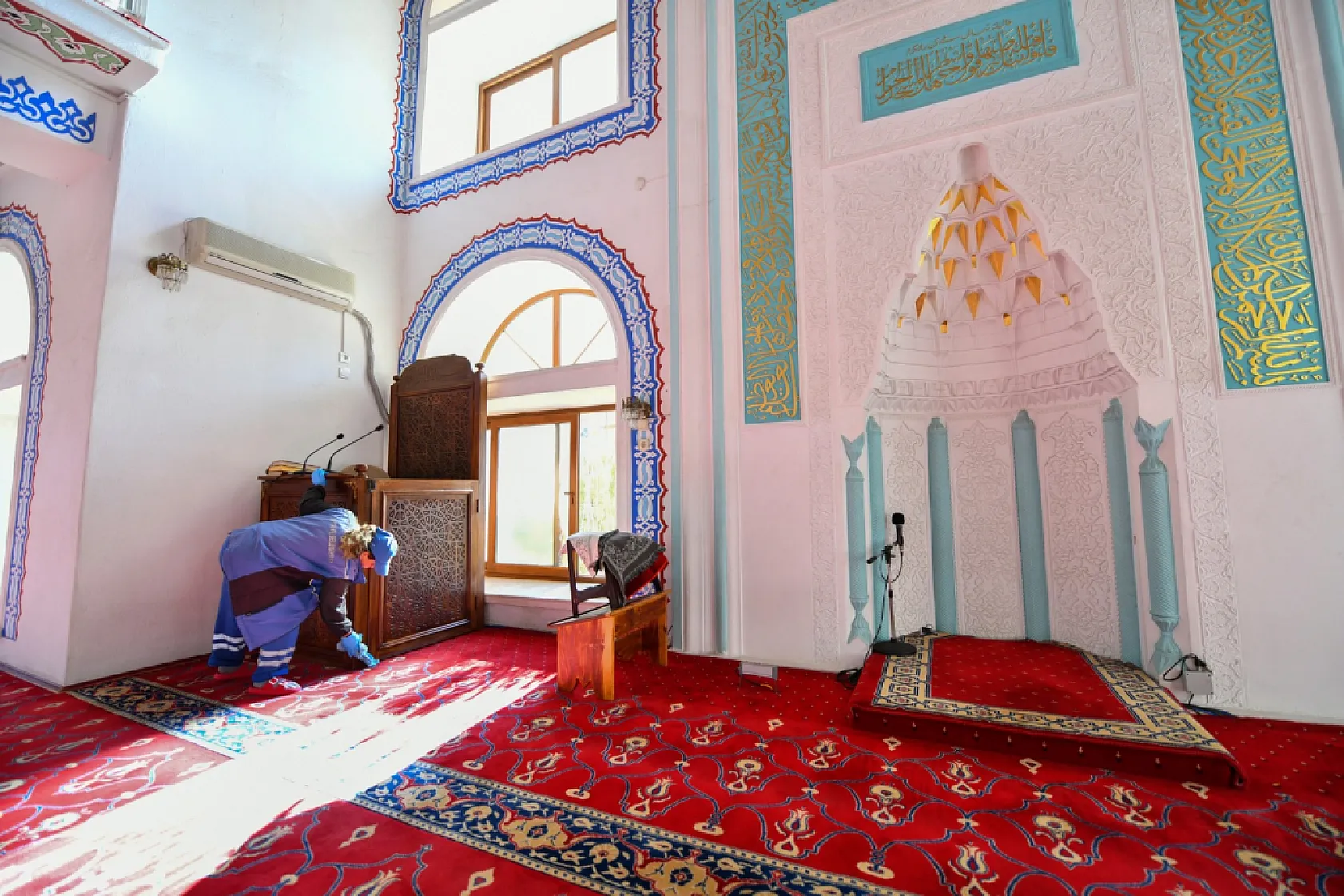 Fethiye'de camilerin temizliği başladı