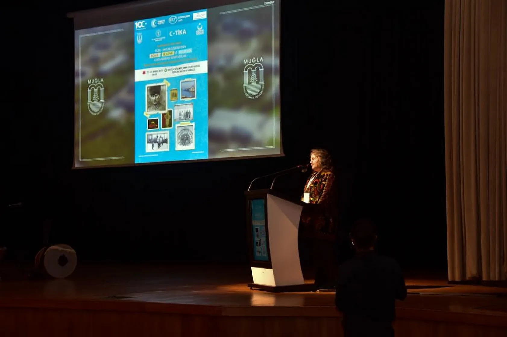 Dostluğun 100. Yılında Türk-Macar İlişkileri Sempozyumu