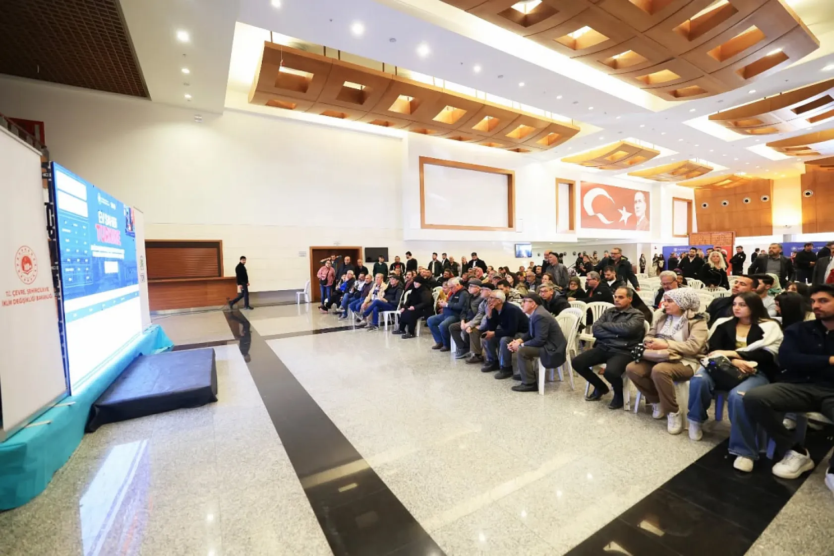 Muğla'da TOKİ Kura Çekilişi Yapıldı: 6 Bin 417 Aile Ev Sahibi Olacak