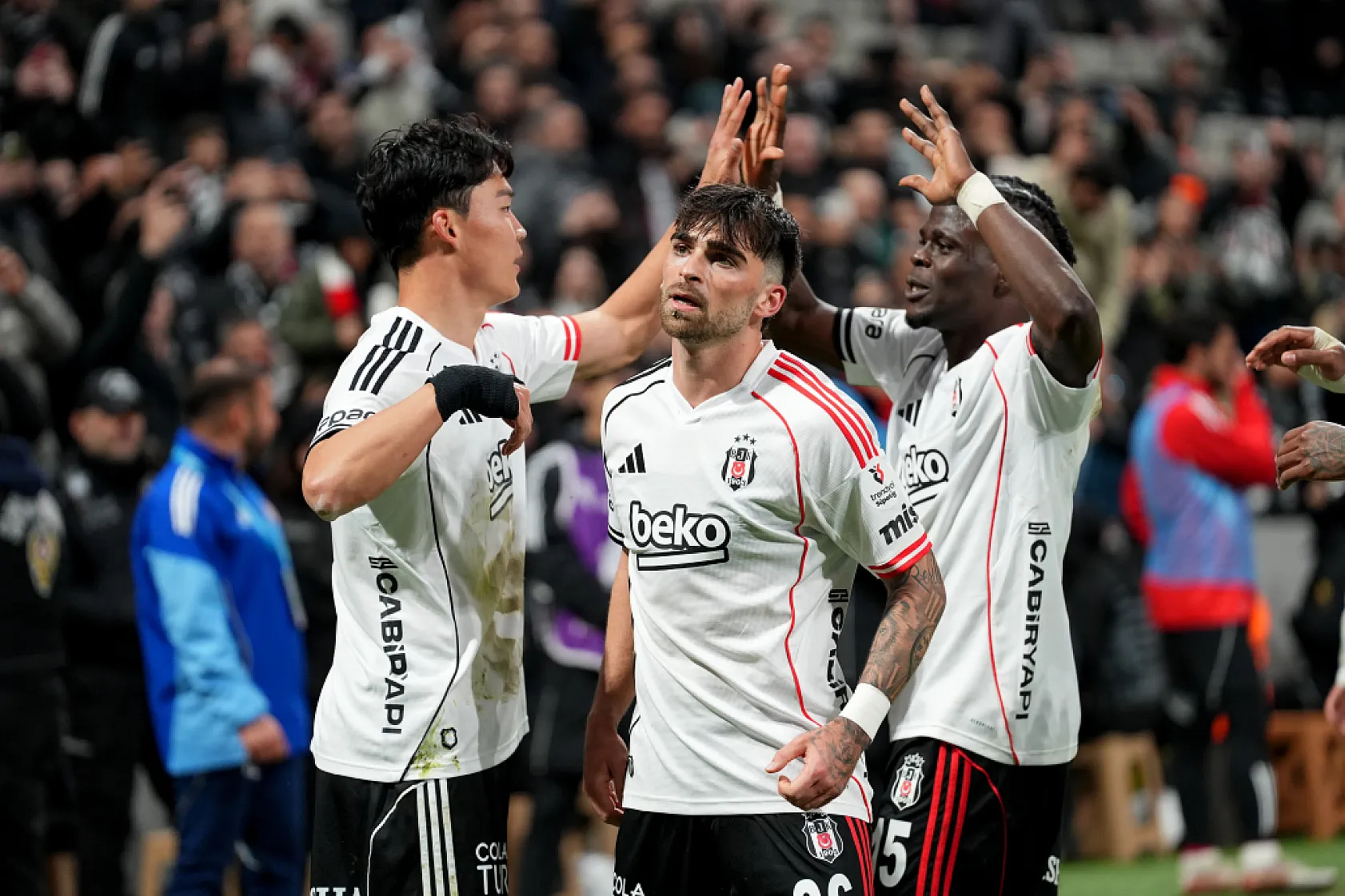 Trendyol Süper Lig: Beşiktaş: 4 - Antalyaspor: 2