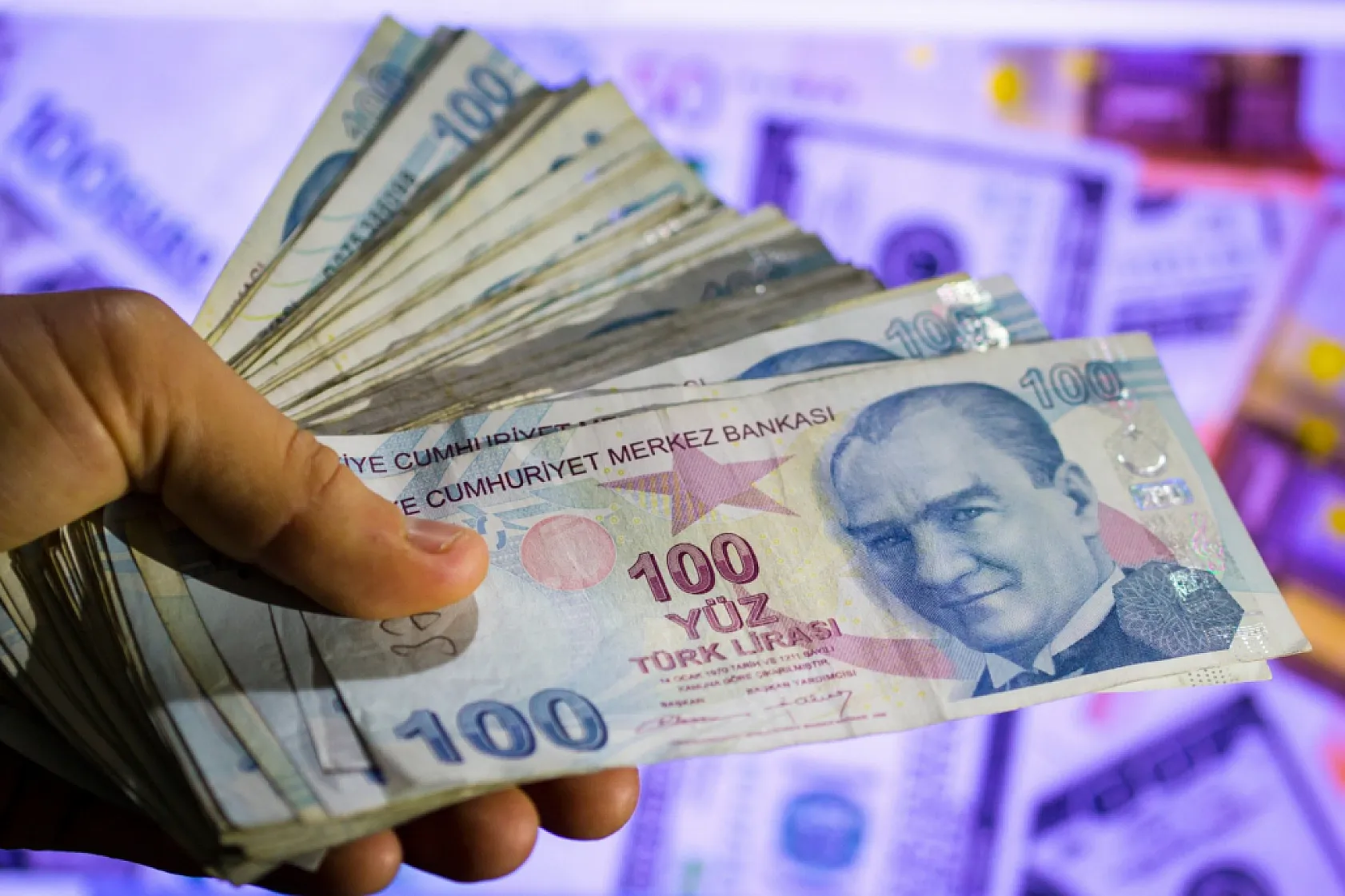 Ev ve Arsa Satışında Yeni Düzenleme: Ödemeler Banka Üzerinden Yapılacak