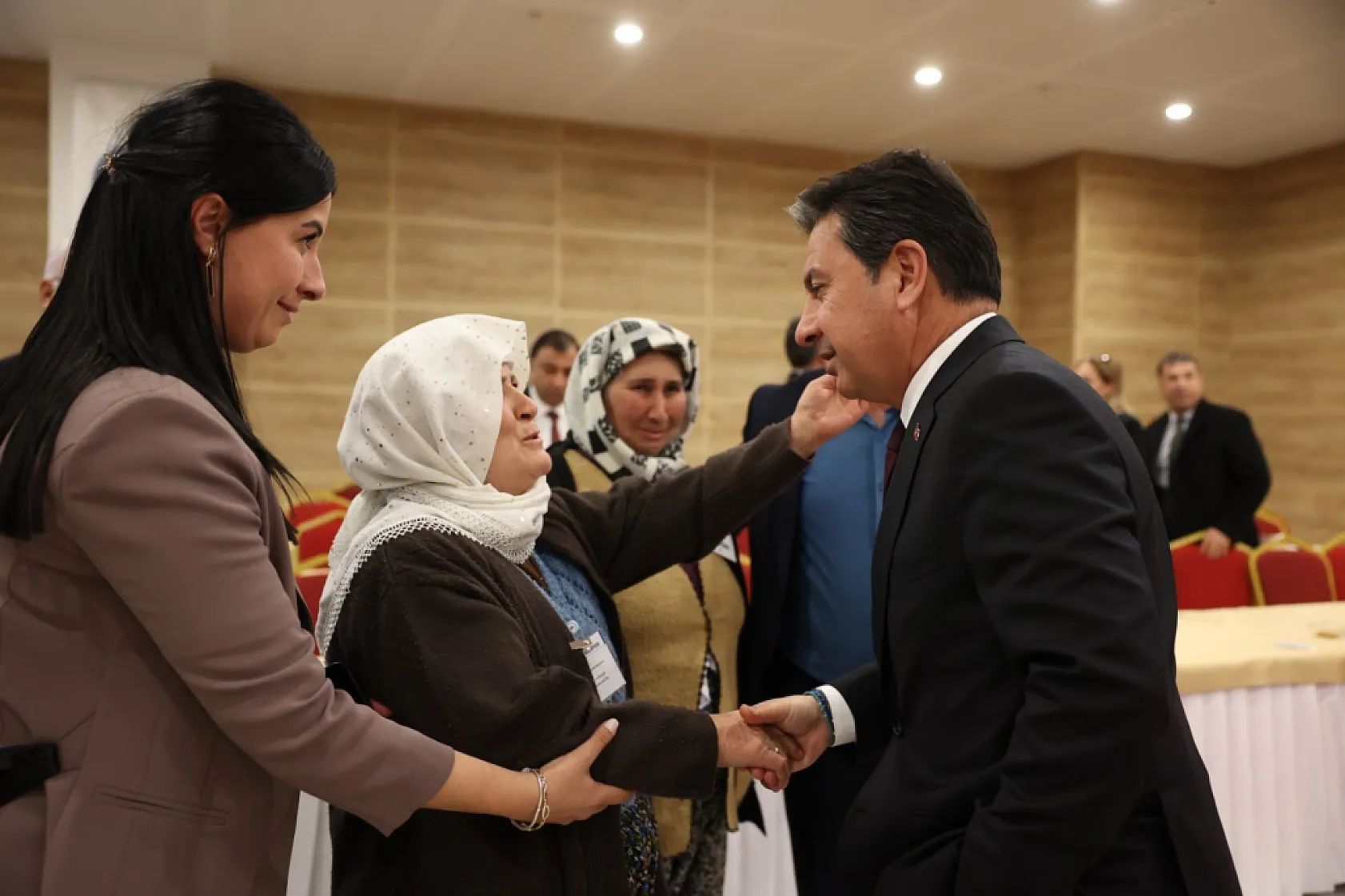 Başkan Aras'ın önergesiyle Deştin'de imar planı iptal edildi